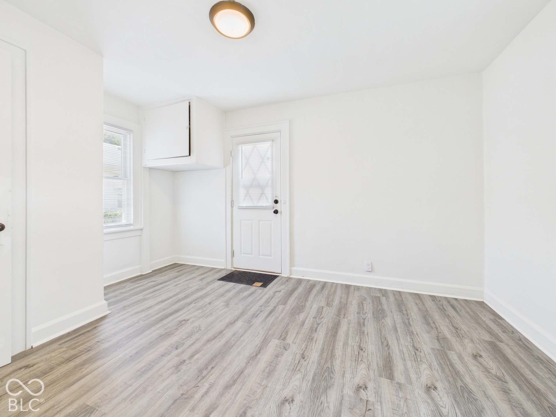 240 W 37th Street, Anderson, IN 46013