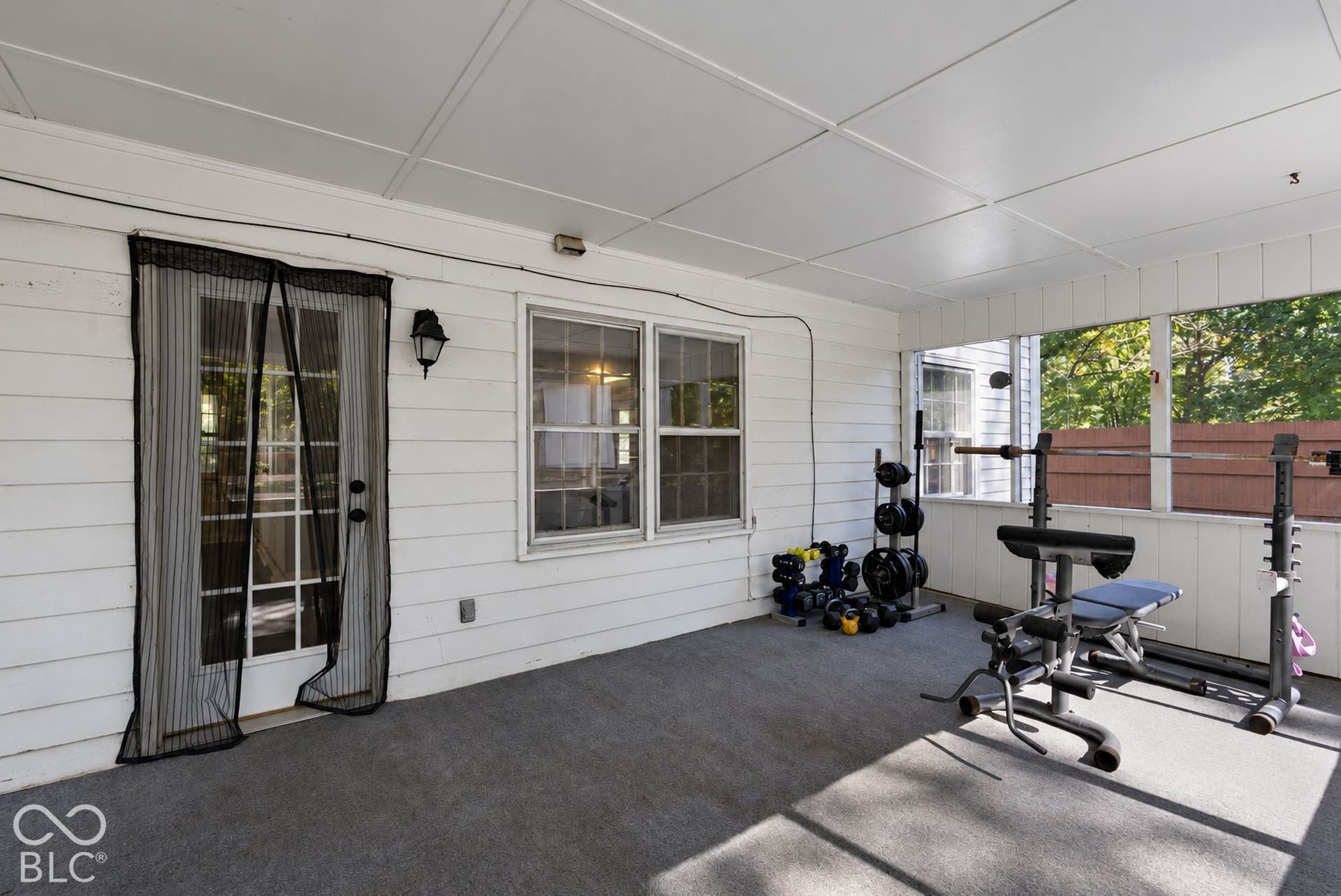 Screened porch area