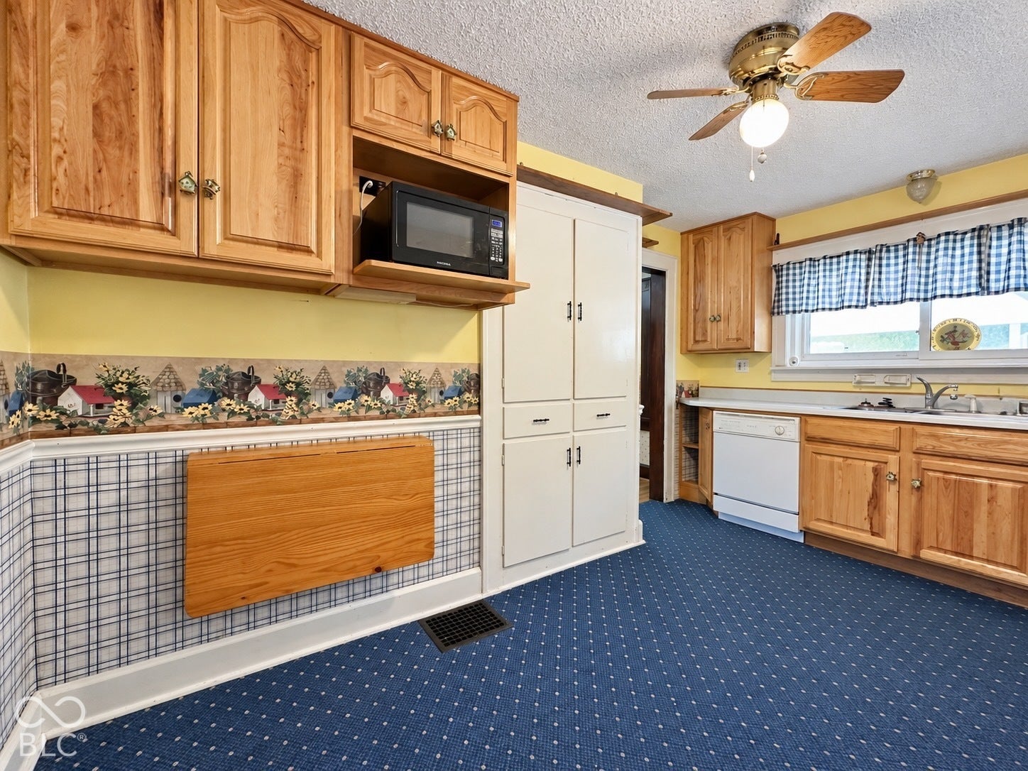 559 S Sycamore Street, Martinsville, IN 46151
