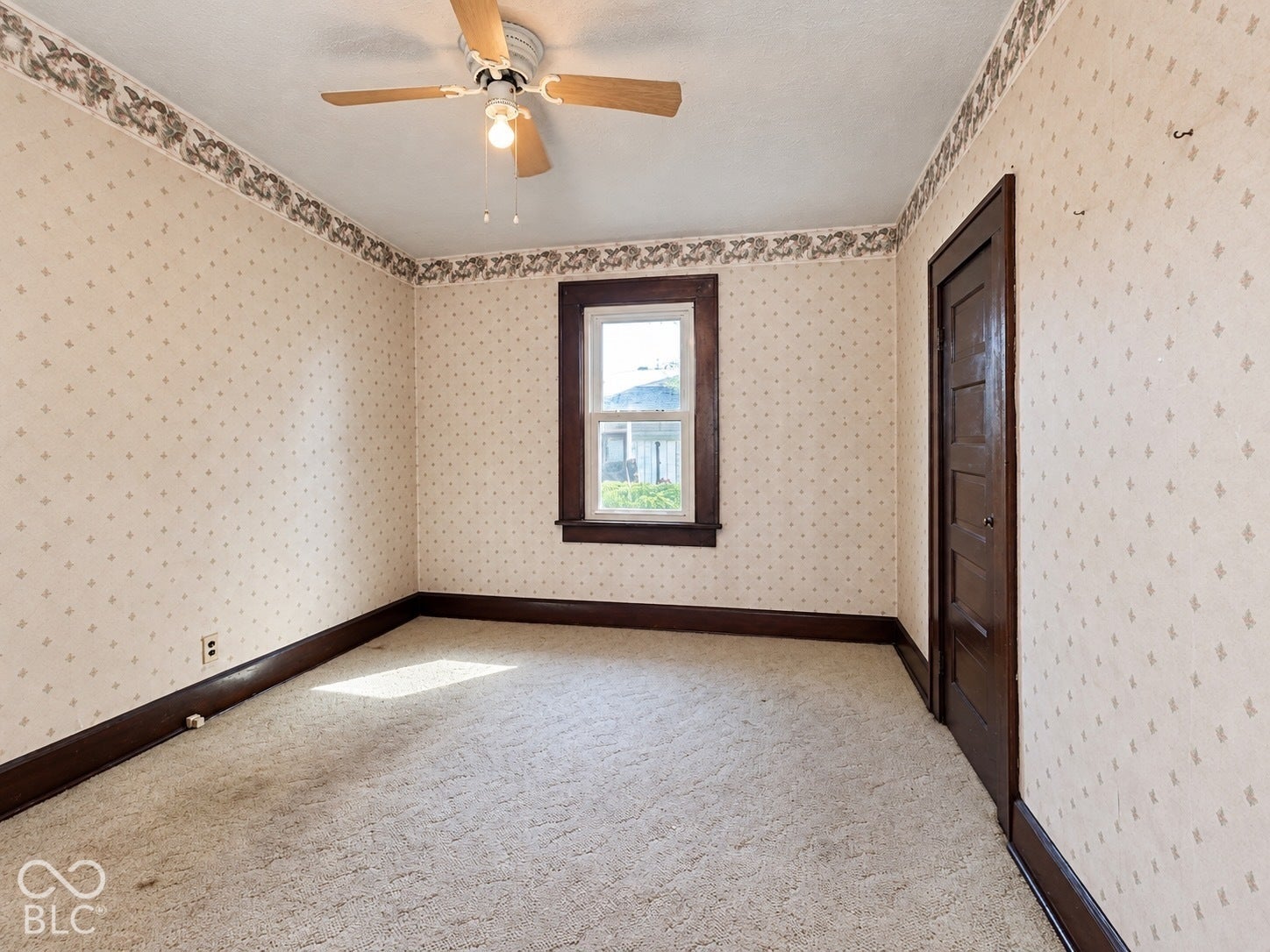 559 S Sycamore Street, Martinsville, IN 46151