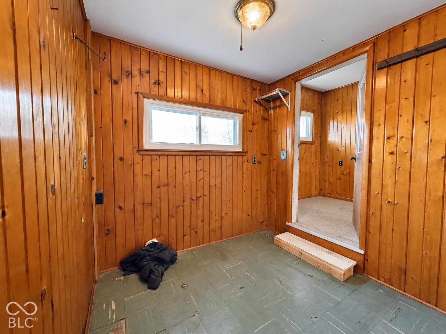 559 S Sycamore Street, Martinsville, IN 46151