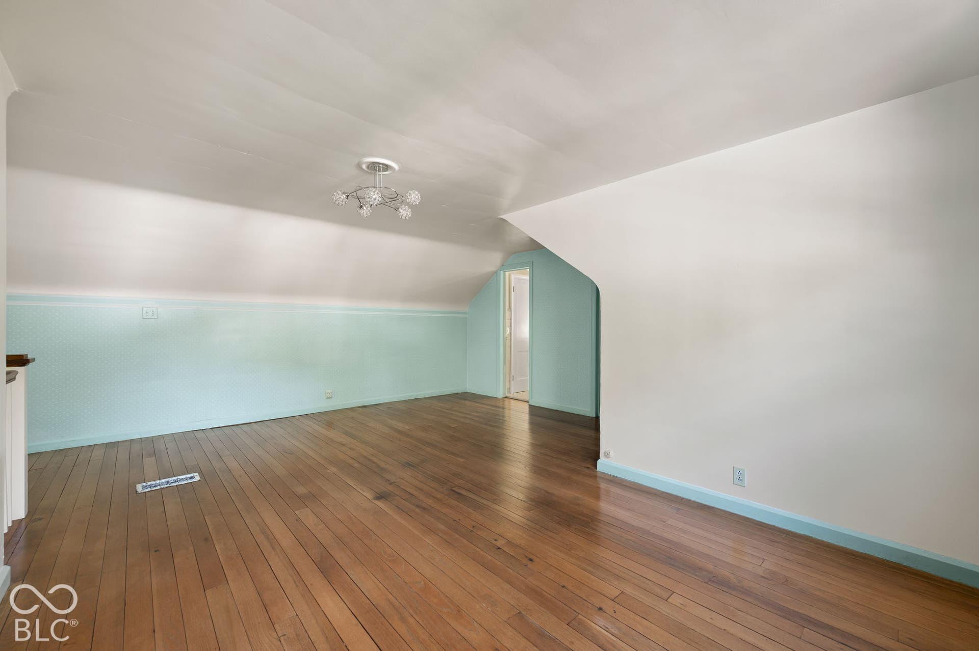 718 Northview Avenue, Indianapolis, IN 46220 Primary Bedroom