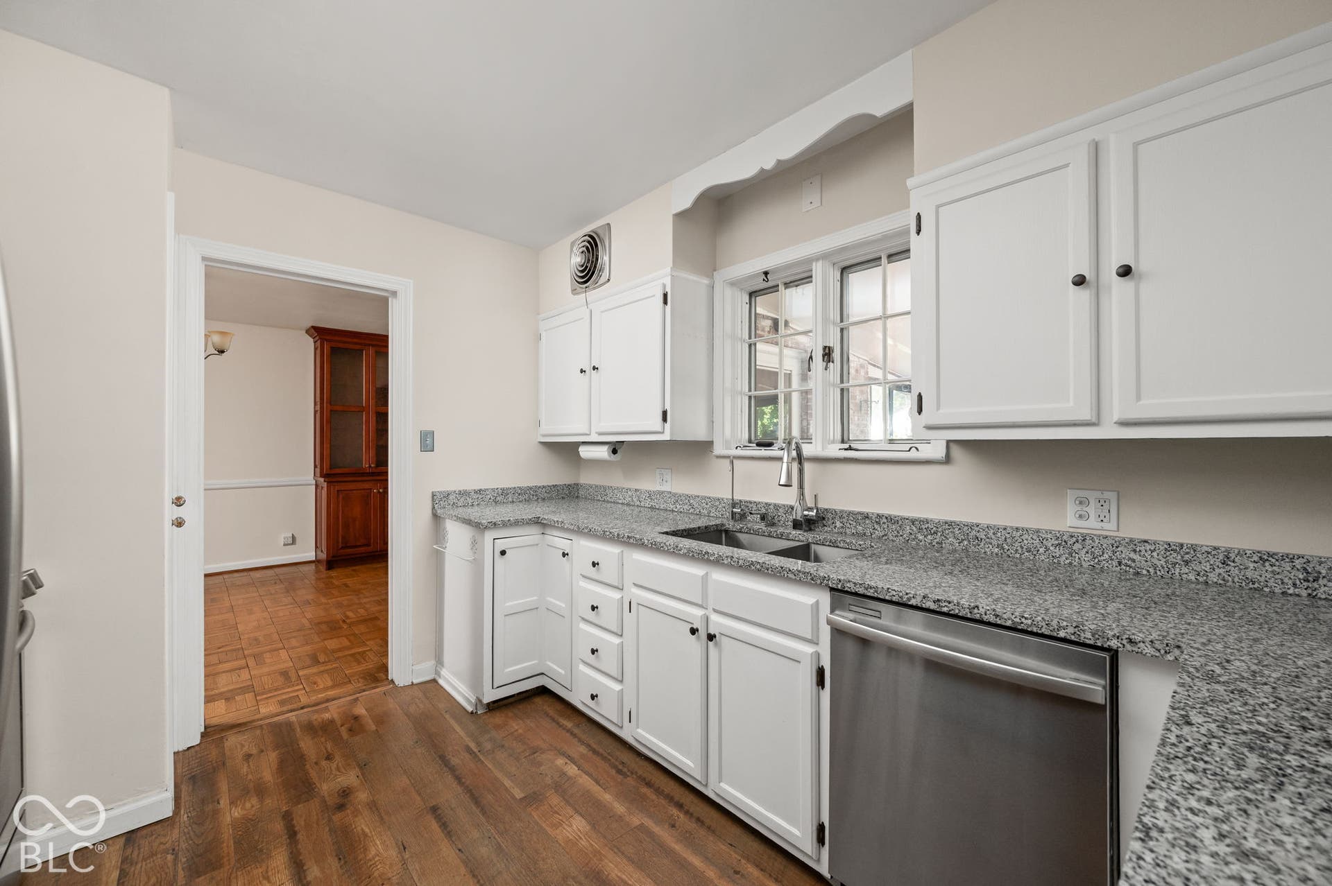 718 Northview Avenue, Indianapolis, IN 46220 Kitchen