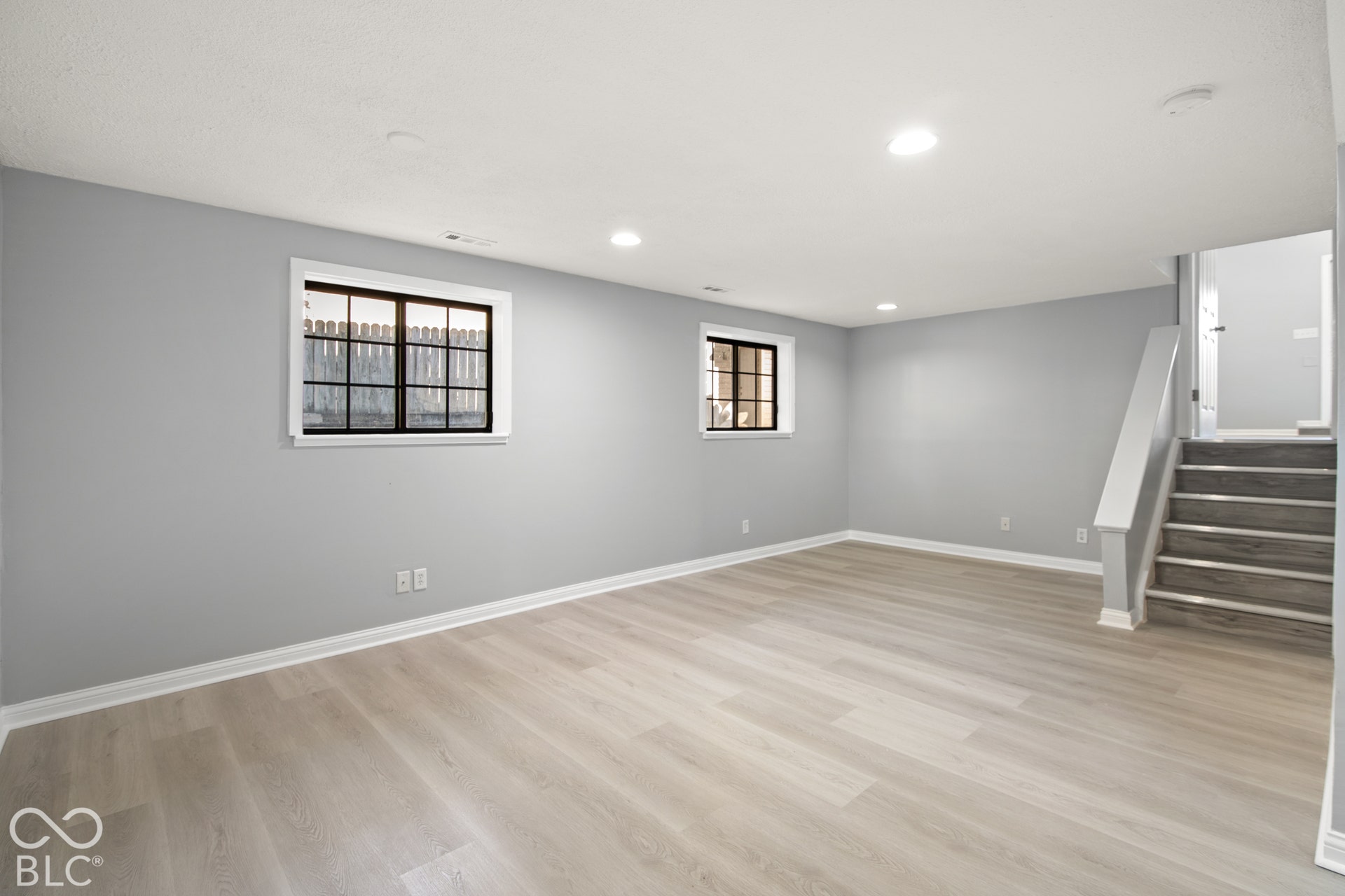 5807 Timber Lake Way, Indianapolis, IN 46237