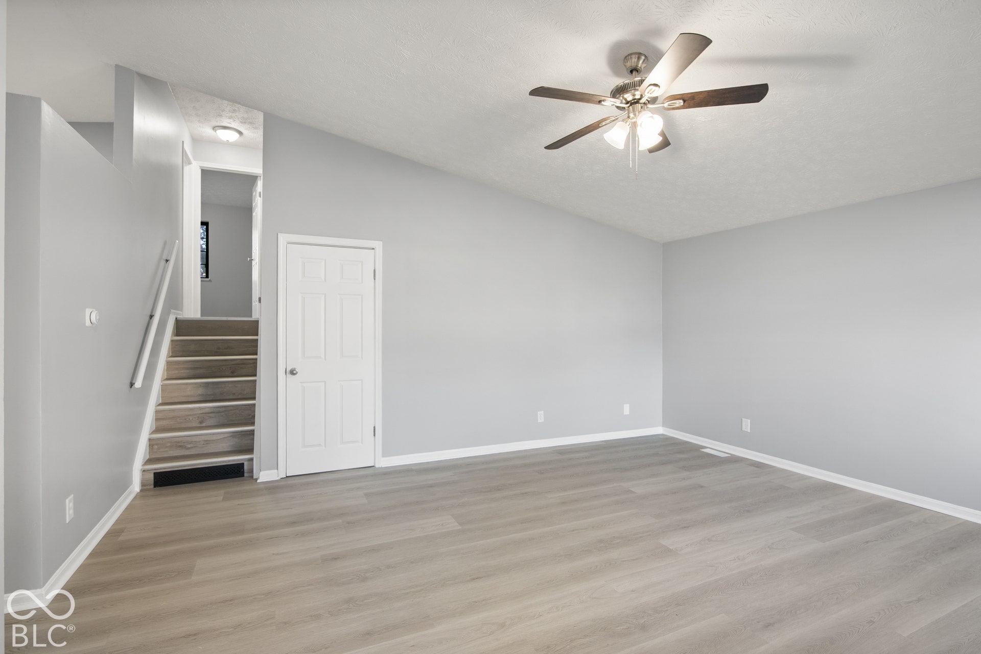 5807 Timber Lake Way, Indianapolis, IN 46237