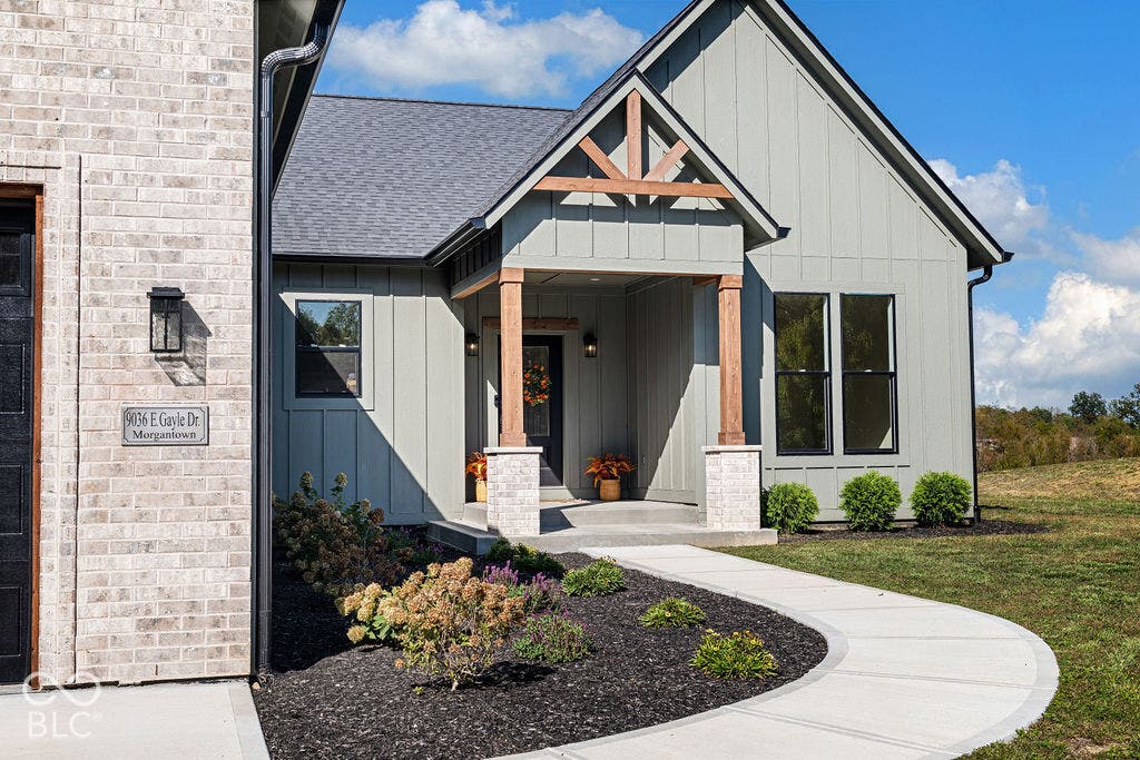 9036 E Gayle Drive, Morgantown, IN 46160