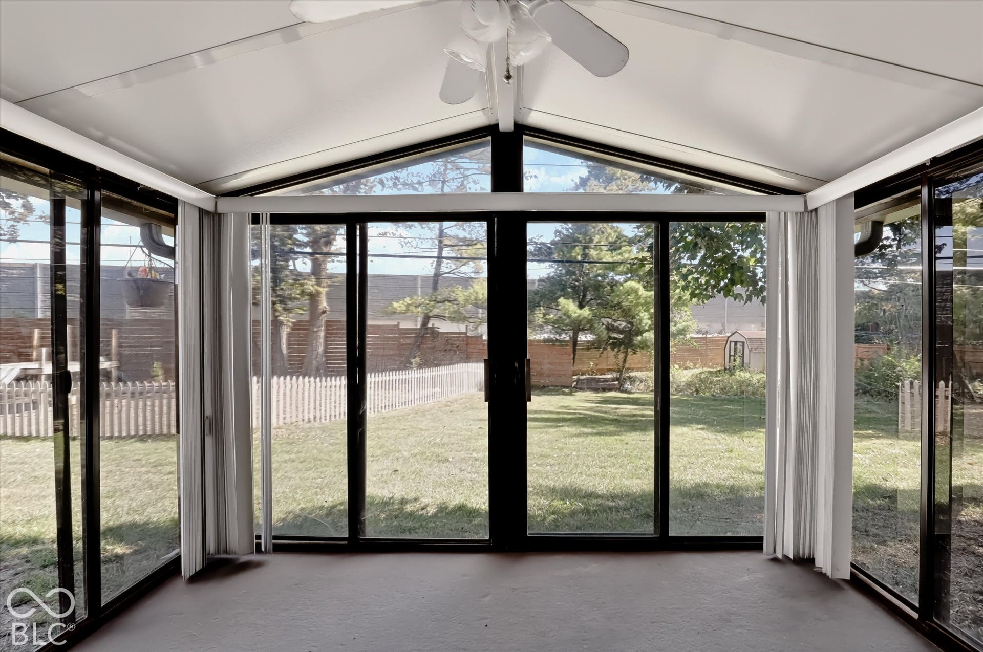4 seasons room