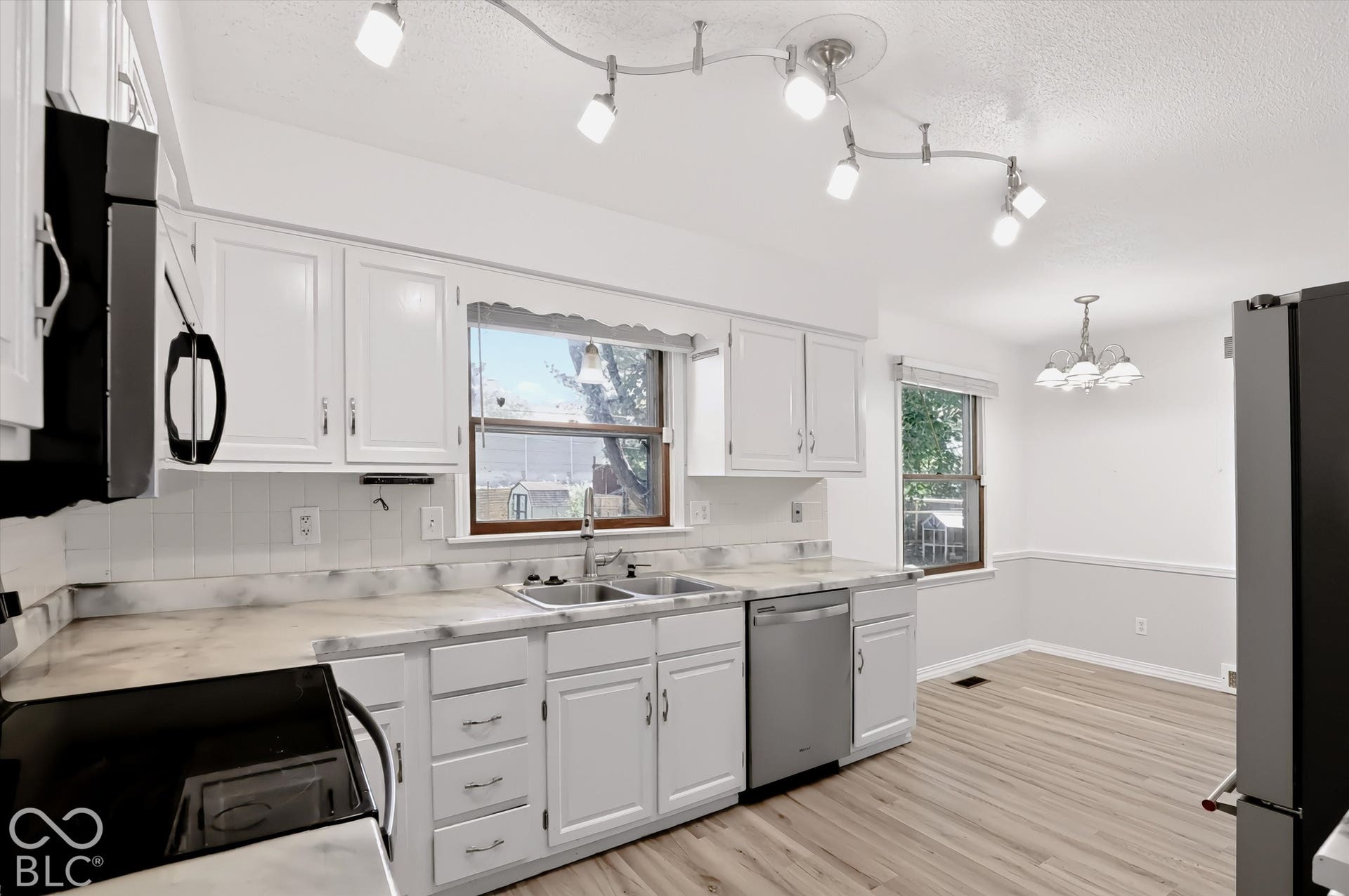 7357 Avalon Trail Road, Indianapolis, IN 46250