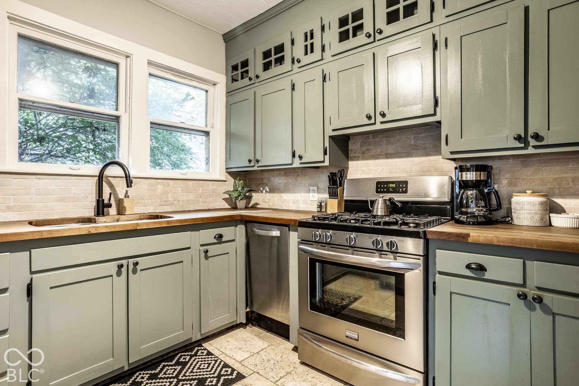 6035 Guilford Avenue, Indianapolis, IN 46220