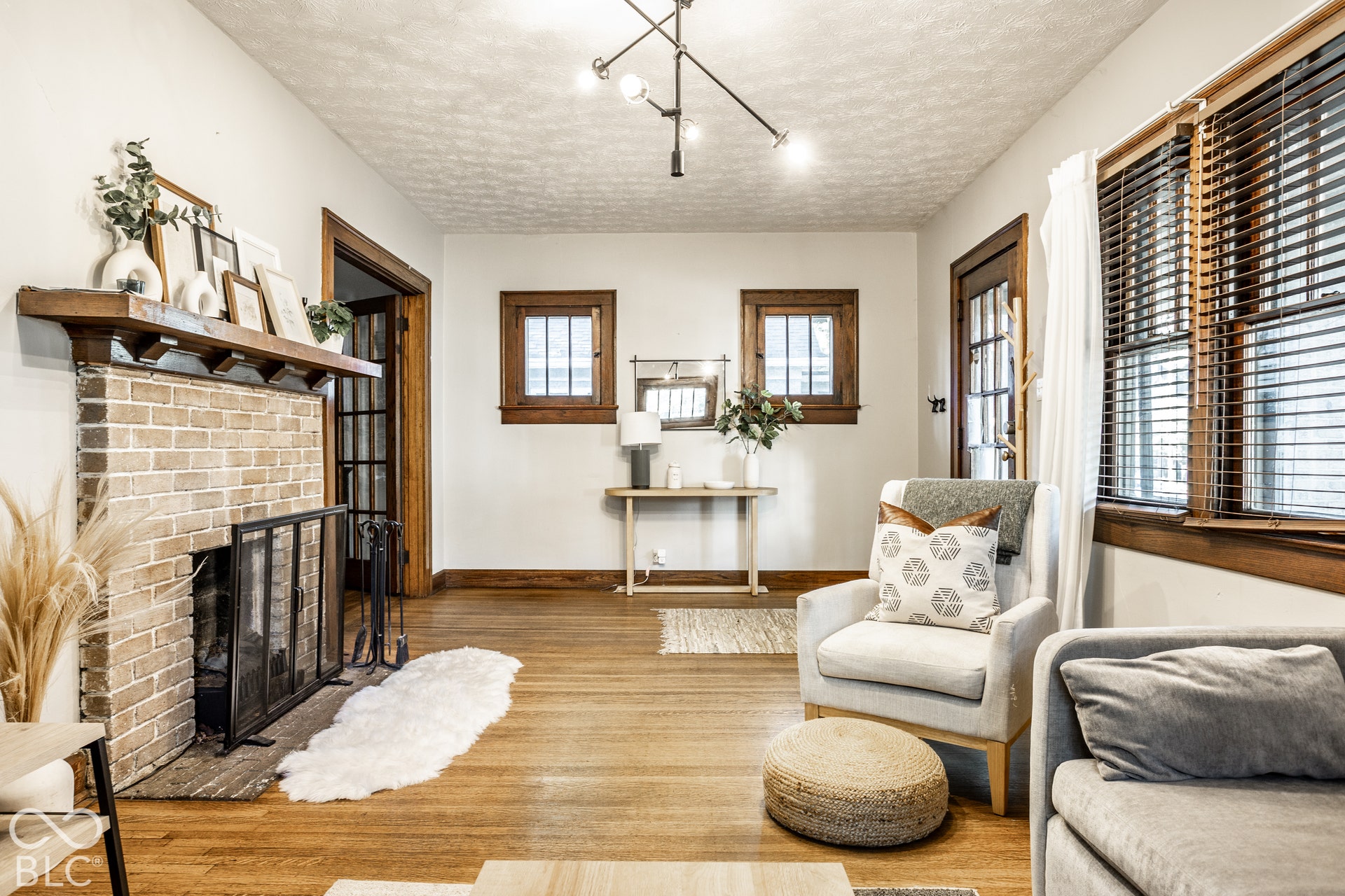 6035 Guilford Avenue, Indianapolis, IN 46220