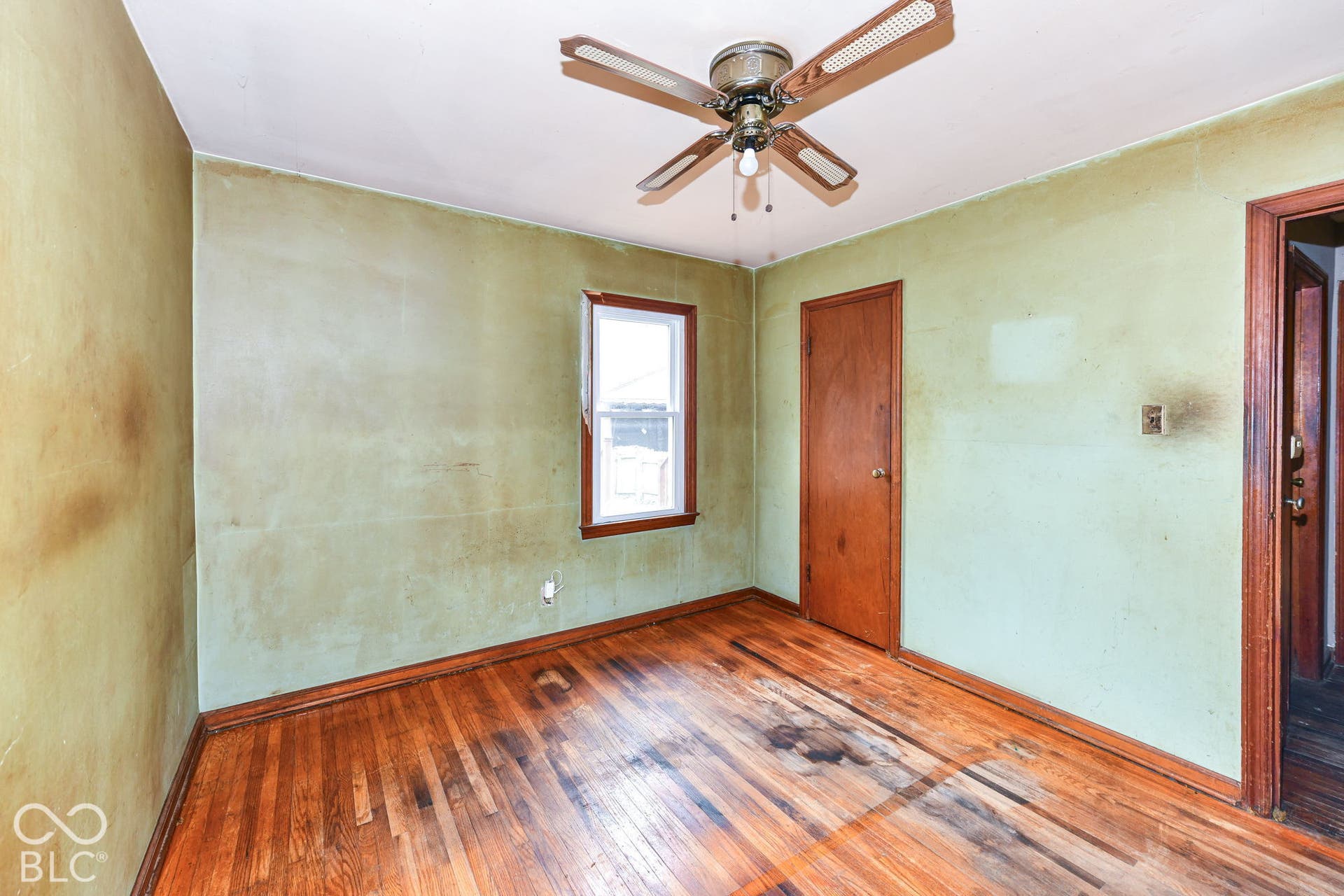 1917 N Riley Avenue, Indianapolis, IN 46218