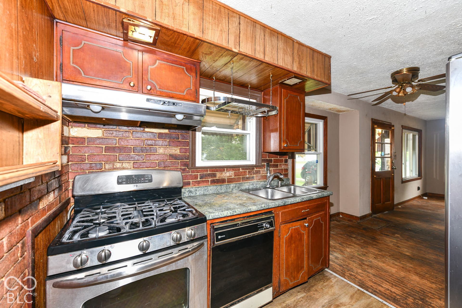 1917 N Riley Avenue, Indianapolis, IN 46218