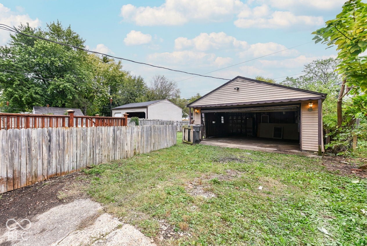 1917 N Riley Avenue, Indianapolis, IN 46218