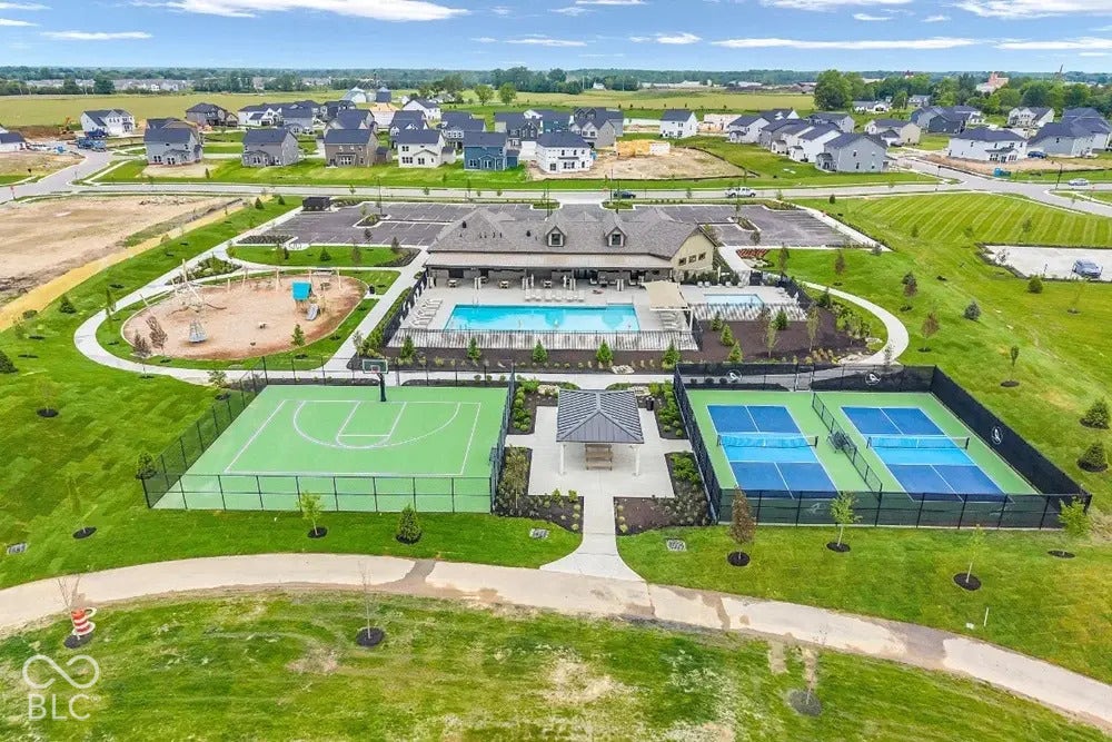 The Lakes at Finch Creek Community