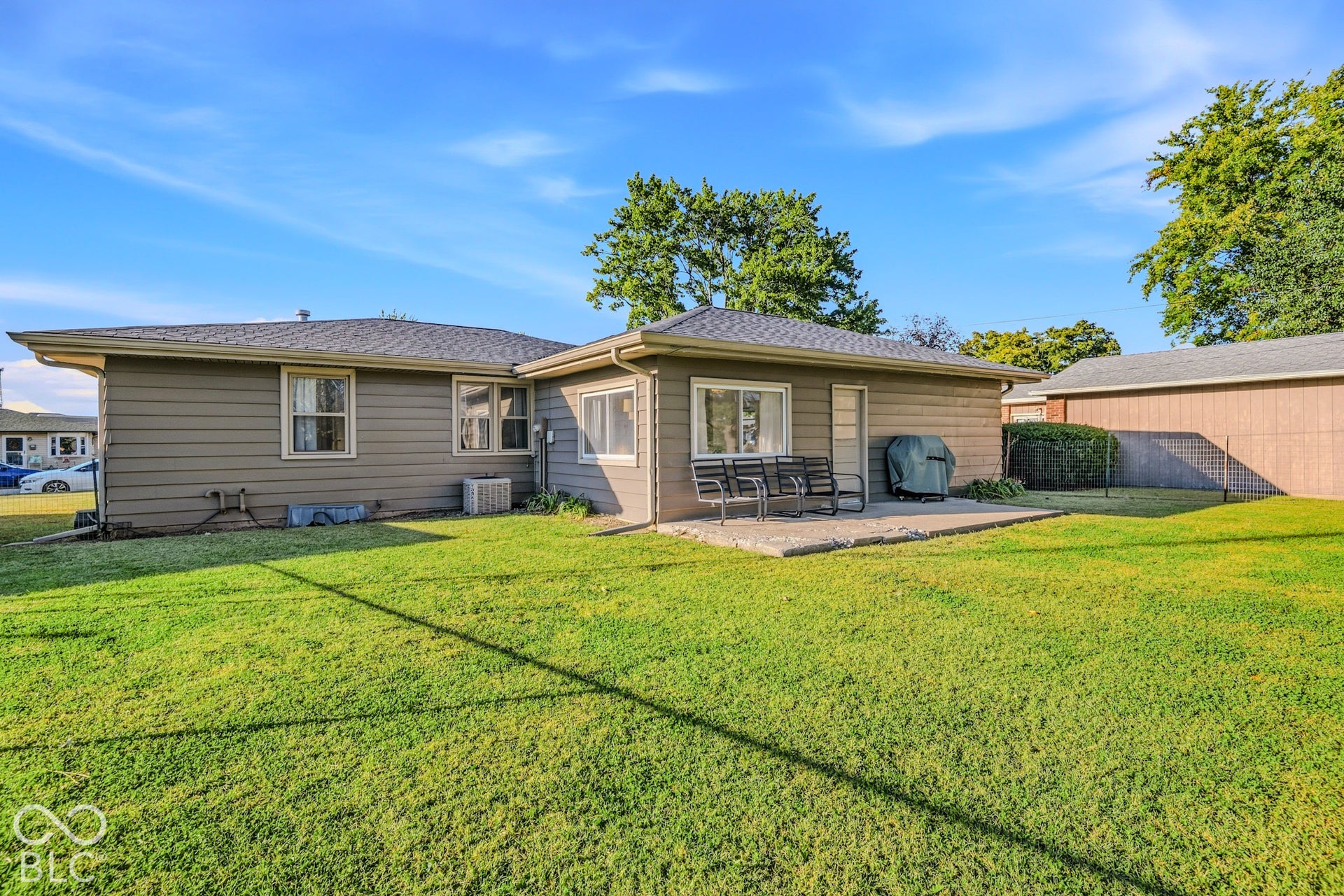 385 S Brooks Street, Columbus, IN 47201 385 S Brooks Street, Columbus, IN 47201