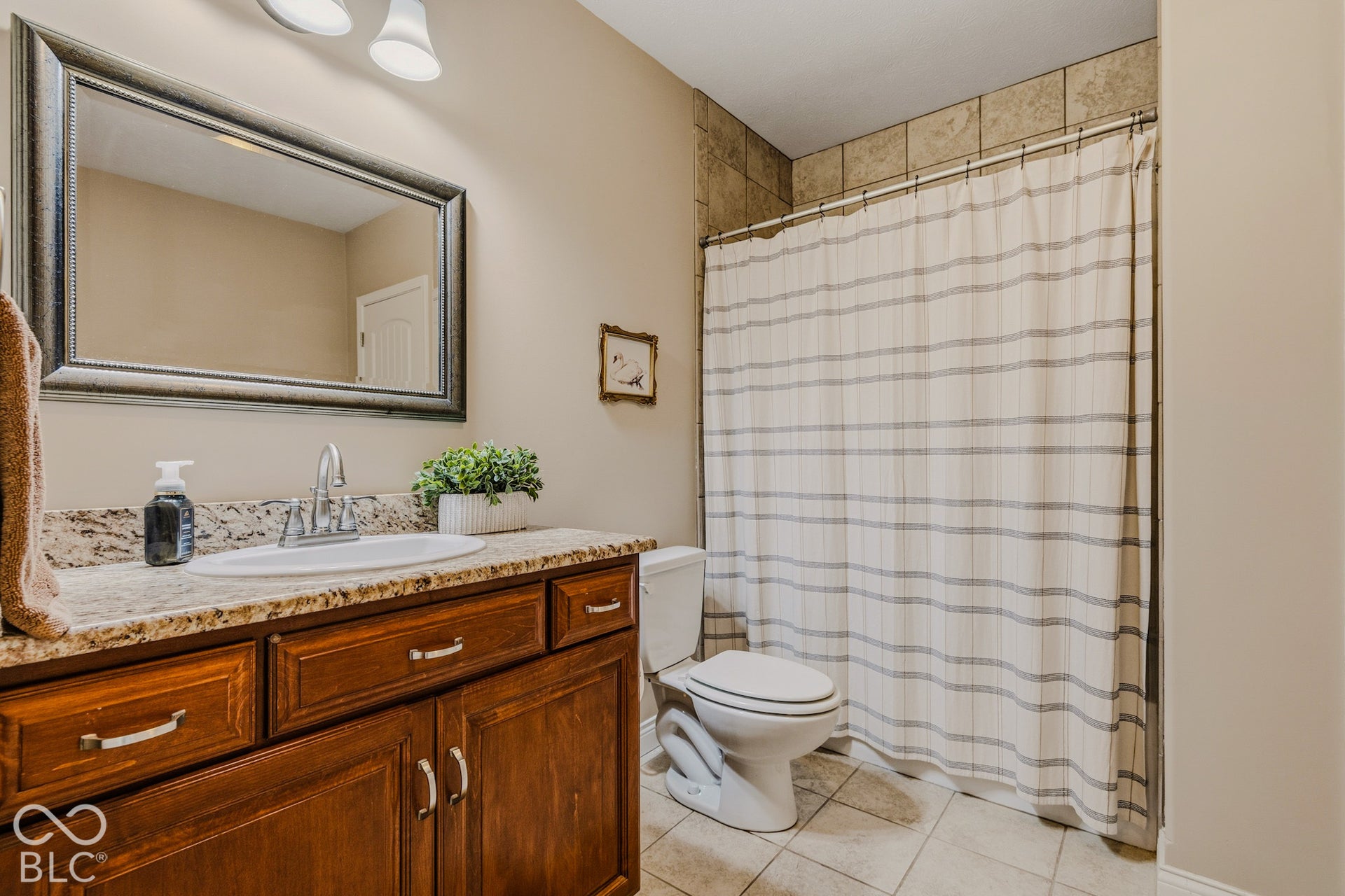 2656 Daffodil Court W, Columbus, IN 47201 Full bath in basement