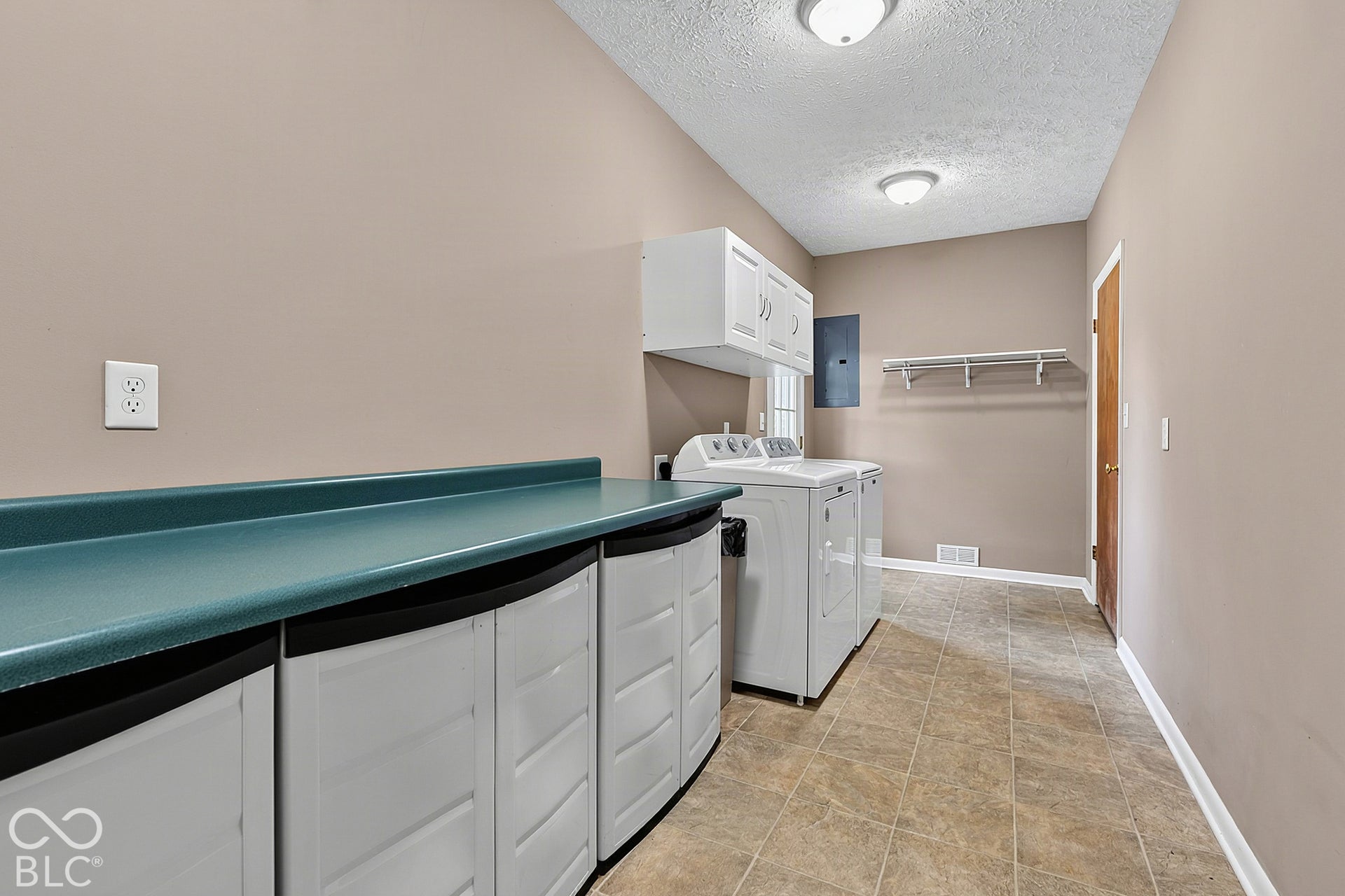 8440 W 88th Street, Indianapolis, IN 46278