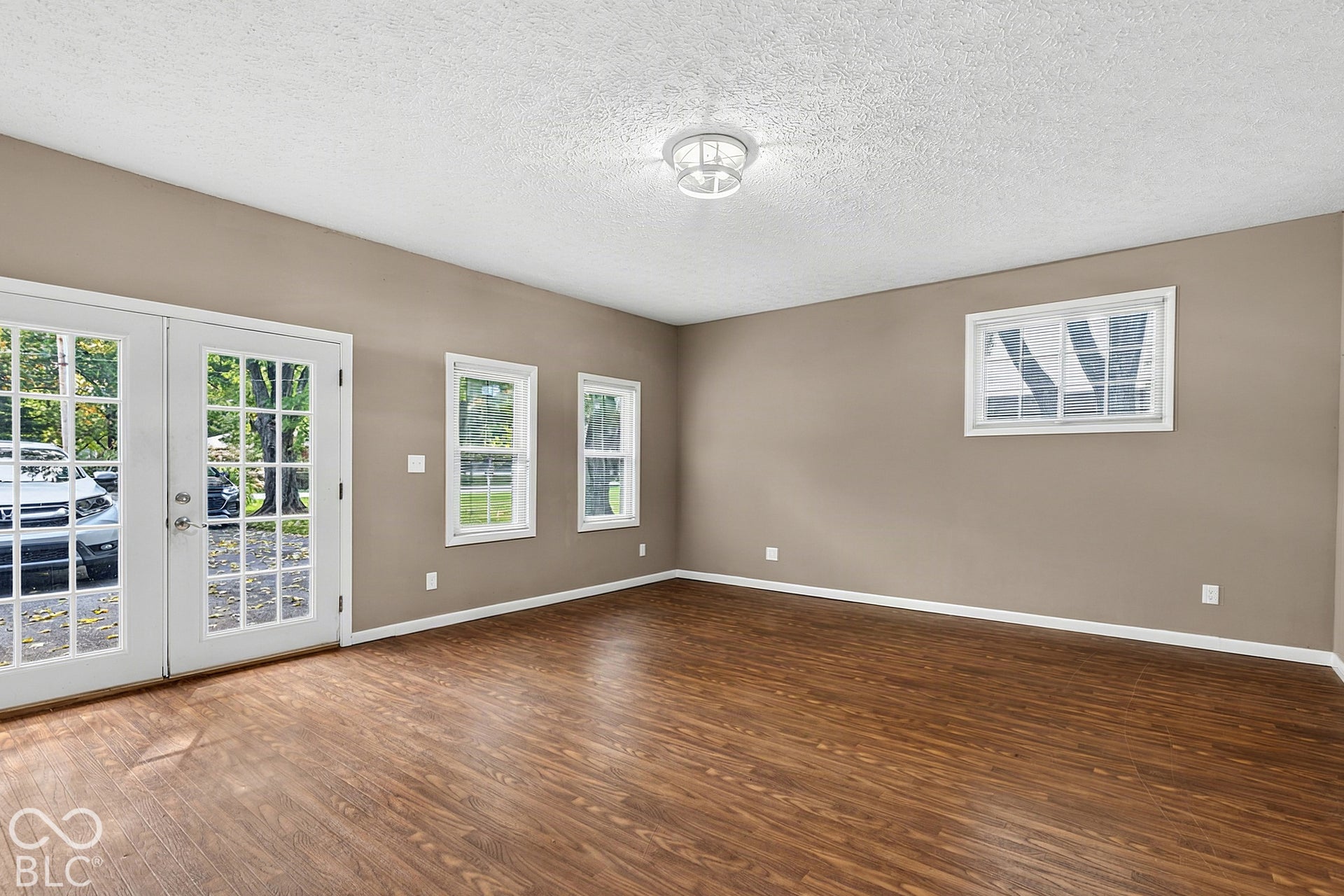 8440 W 88th Street, Indianapolis, IN 46278