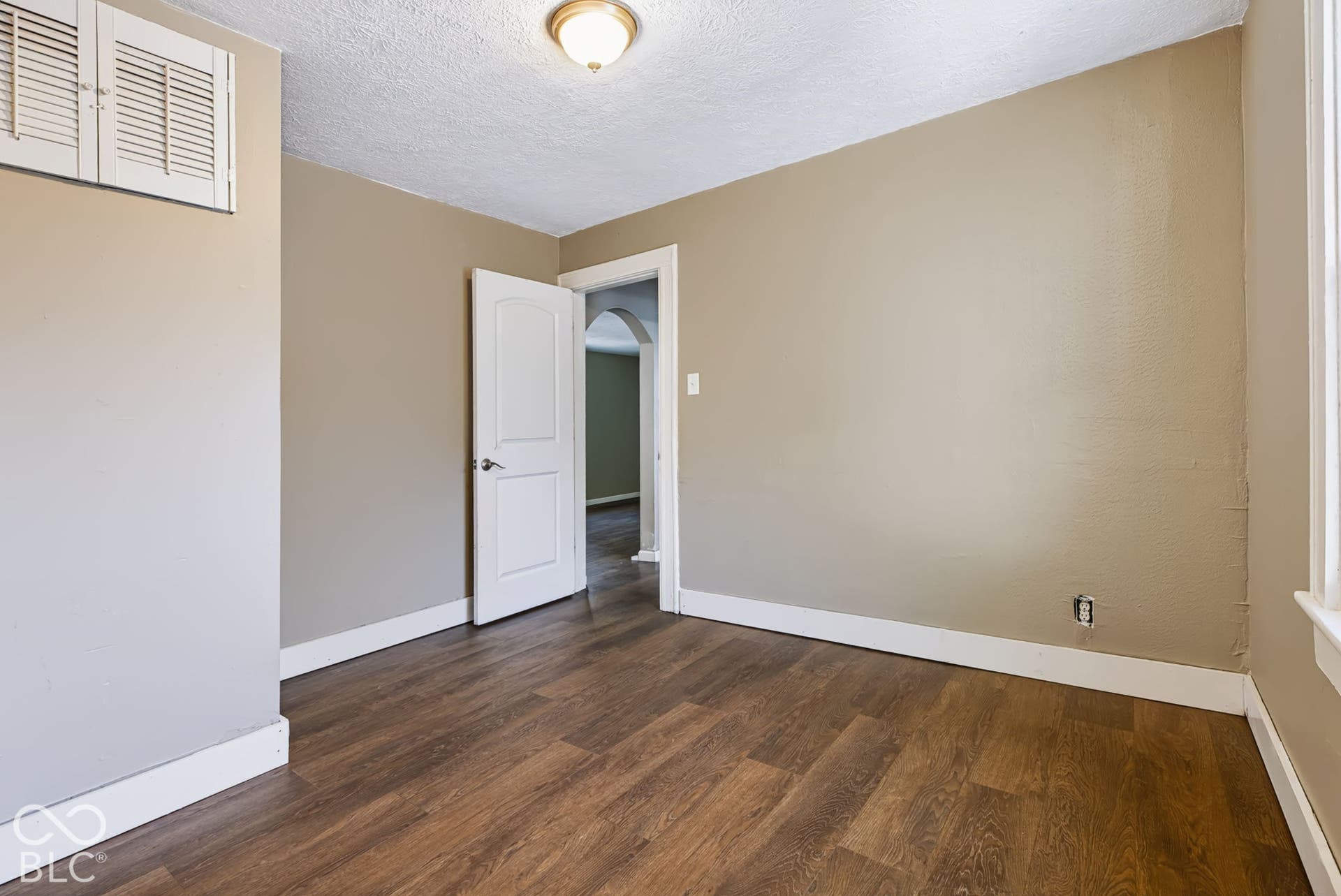 3770 Creston Drive, Indianapolis, IN 46222