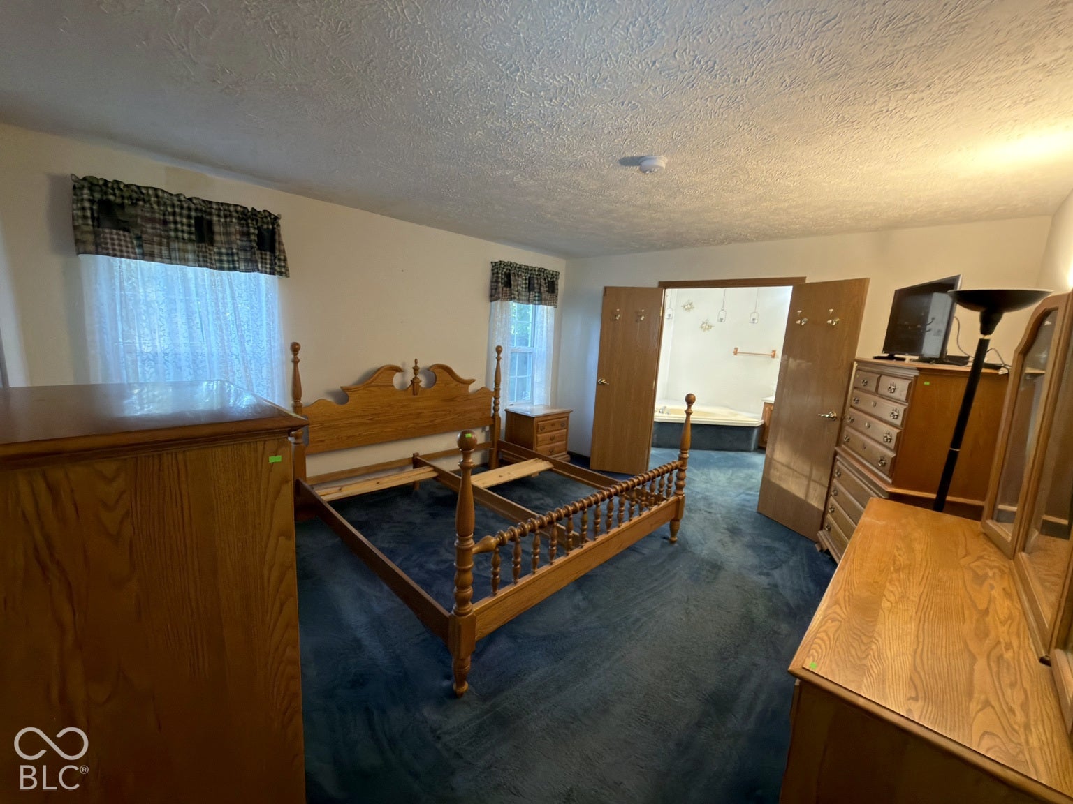 136 S Carthage Road, Charlottesville, IN 46117