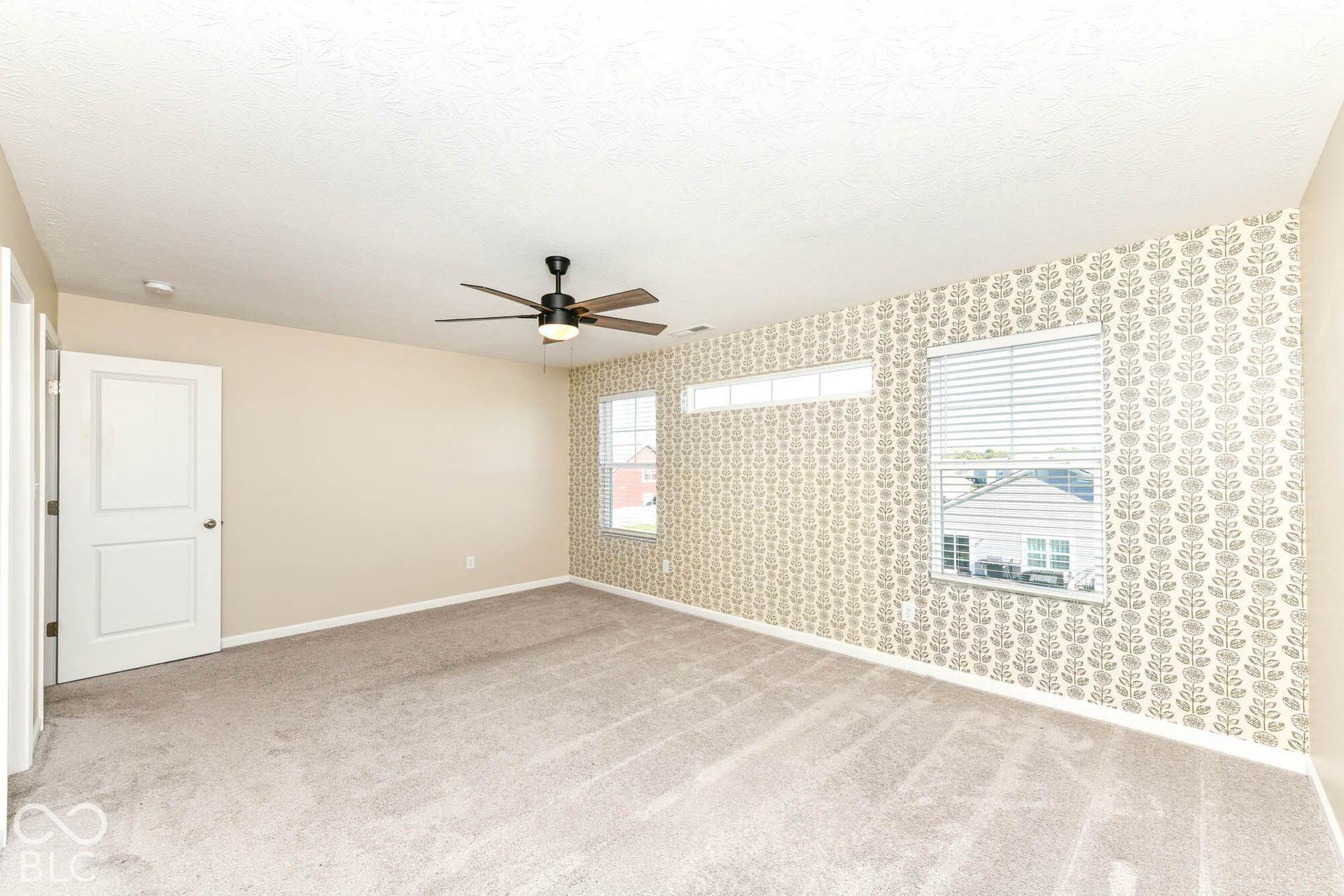 1643 N Sailboat Drive, Greenfield, IN 46140