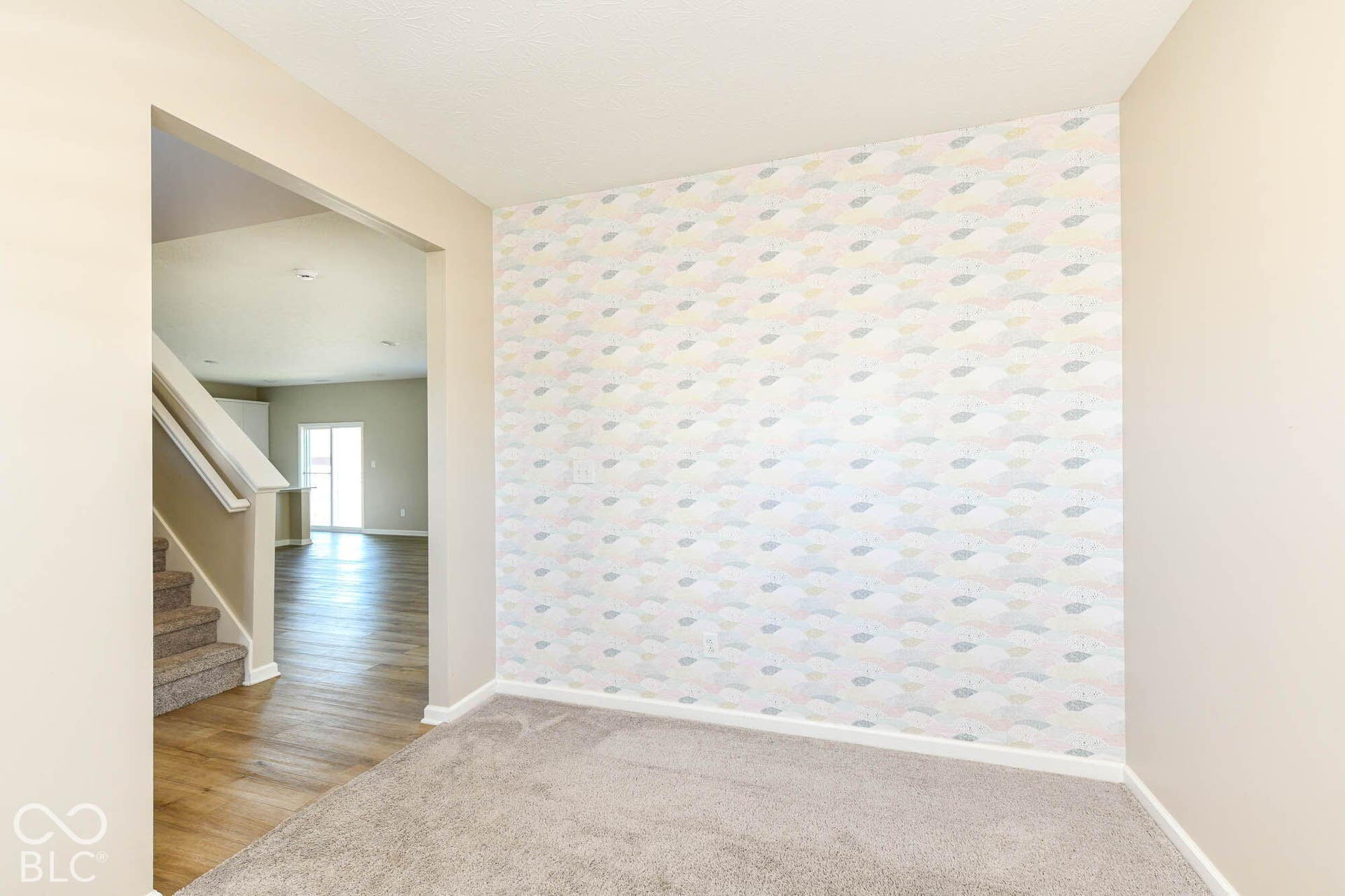 1643 N Sailboat Drive, Greenfield, IN 46140
