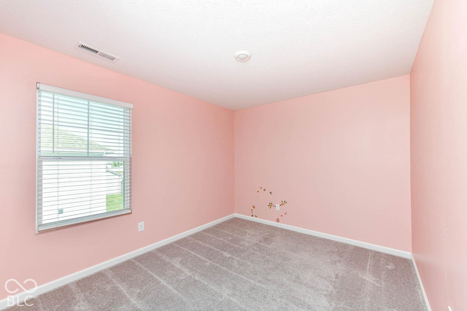 1643 N Sailboat Drive, Greenfield, IN 46140