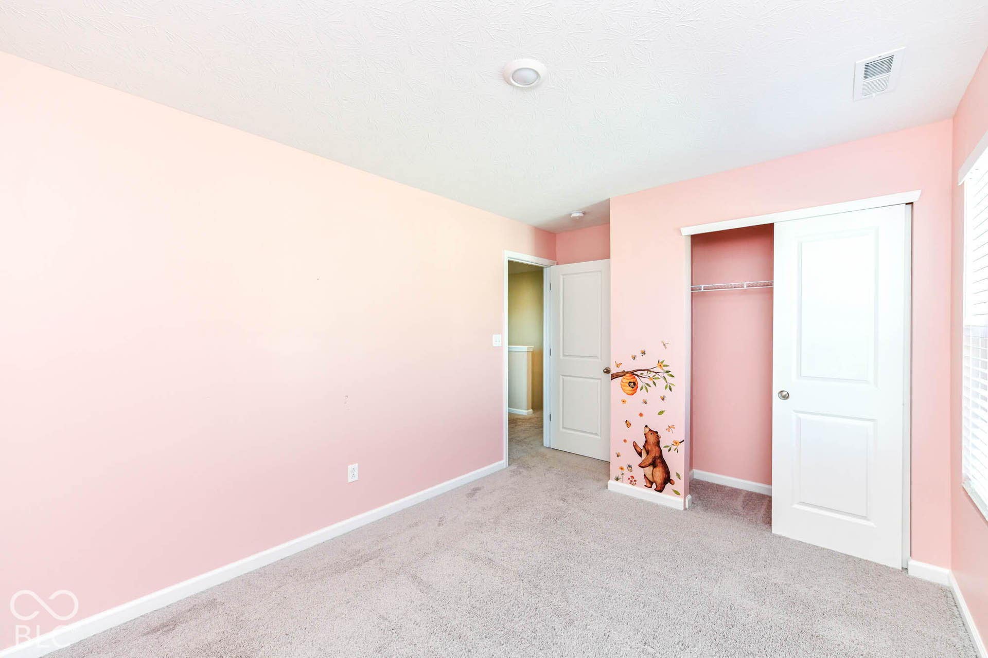 1643 N Sailboat Drive, Greenfield, IN 46140