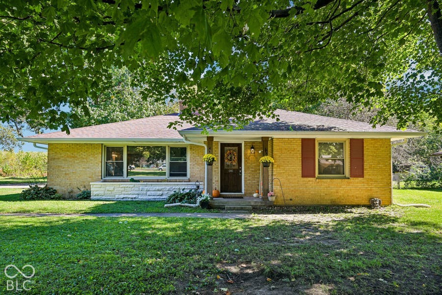 Property photo for 1608 Weslow Court, Anderson, IN