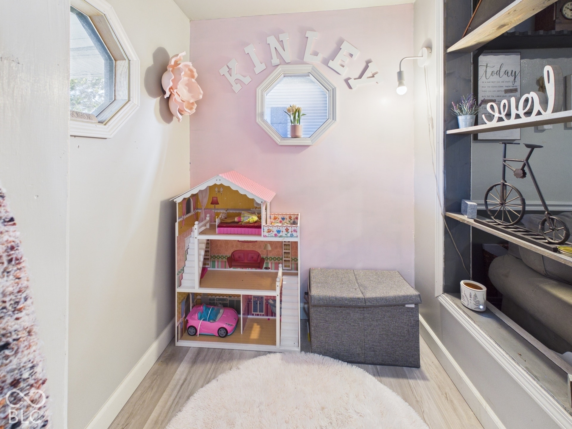 Storage or versatile space