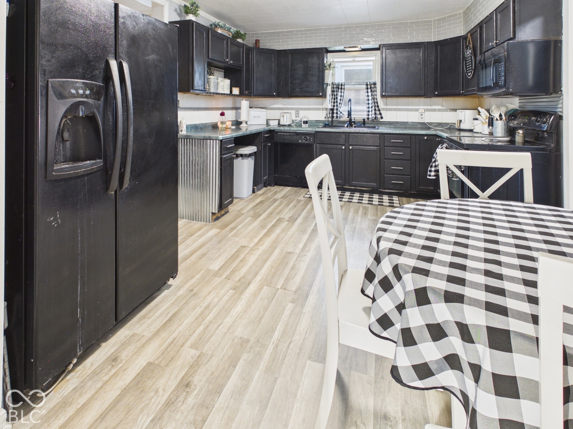 921 W 4th Street, Anderson, IN 46016