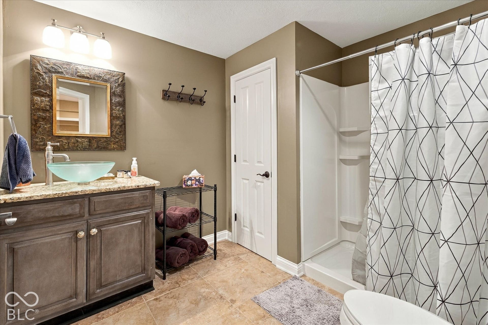 15356 Ackerley Drive, Fishers, IN 46040 15356 Ackerley Drive, Fishers, IN 46040