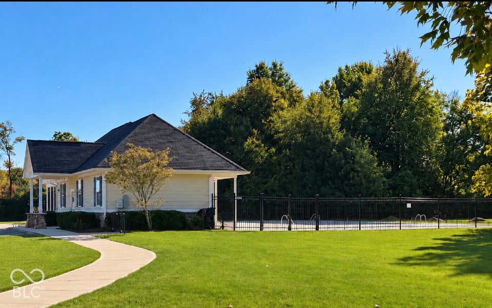 15356 Ackerley Drive, Fishers, IN 46040 15356 Ackerley Drive, Fishers, IN 46040