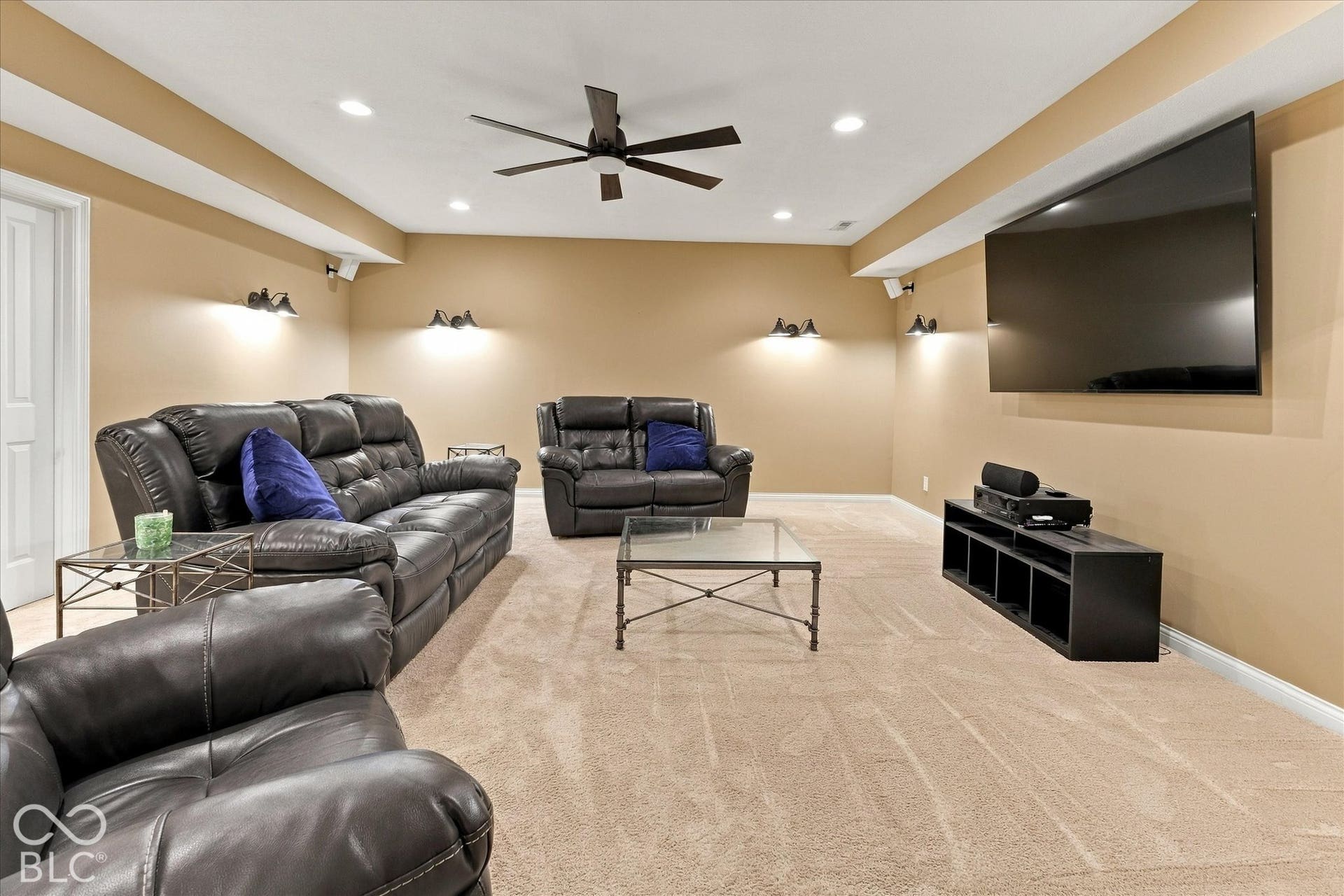 15356 Ackerley Drive, Fishers, IN 46040 15356 Ackerley Drive, Fishers, IN 46040