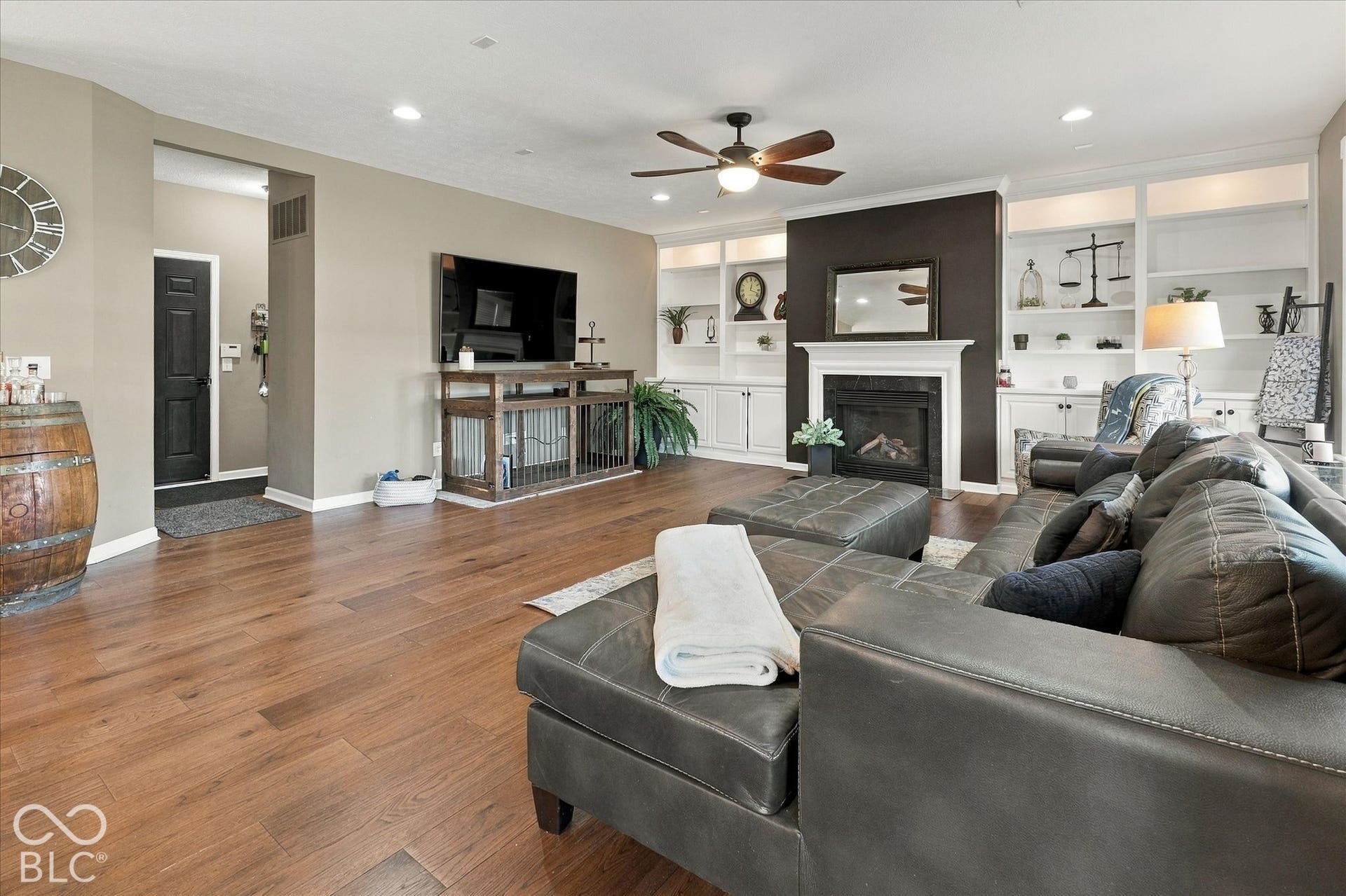15356 Ackerley Drive, Fishers, IN 46040 15356 Ackerley Drive, Fishers, IN 46040