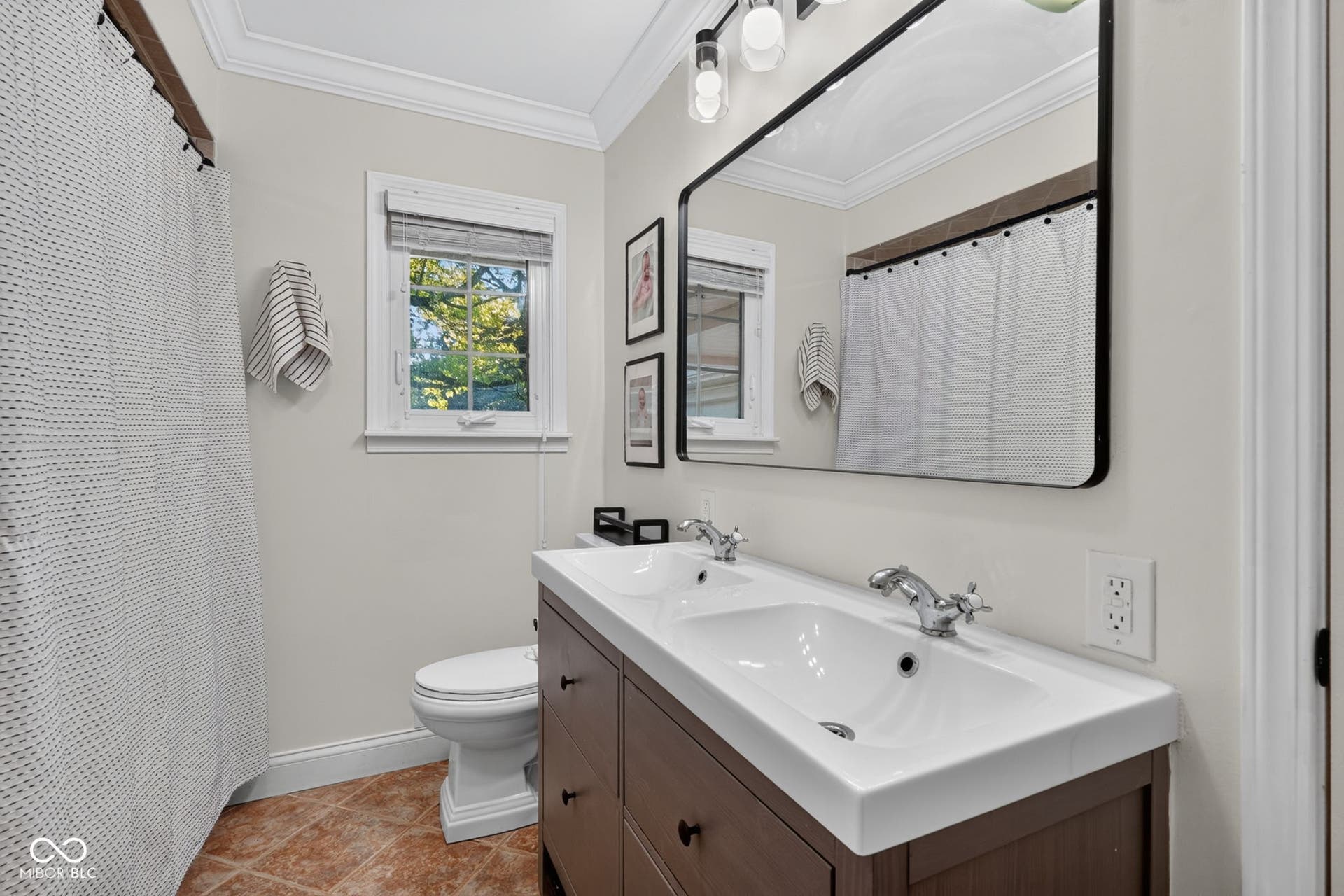 7420 Jewel Lane, Indianapolis, IN 46250