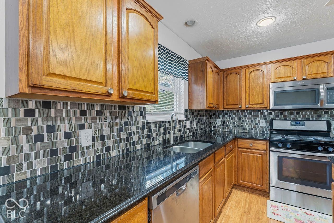 12942 Arvada Place, Fishers, IN 46038