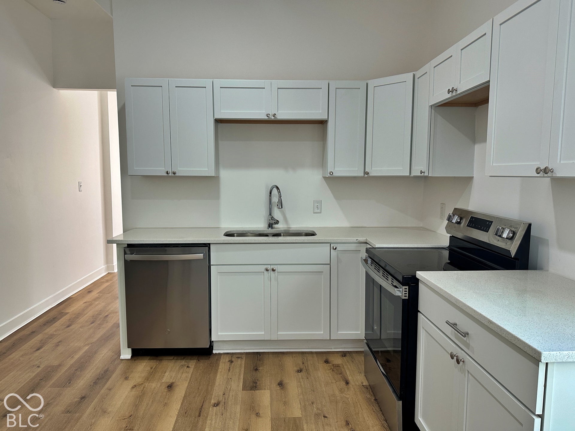 1220 W 30th Street, Indianapolis, IN 46208