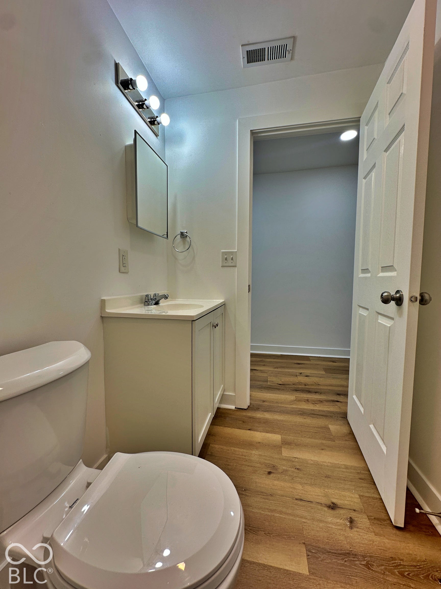 1220 W 30th Street, Indianapolis, IN 46208