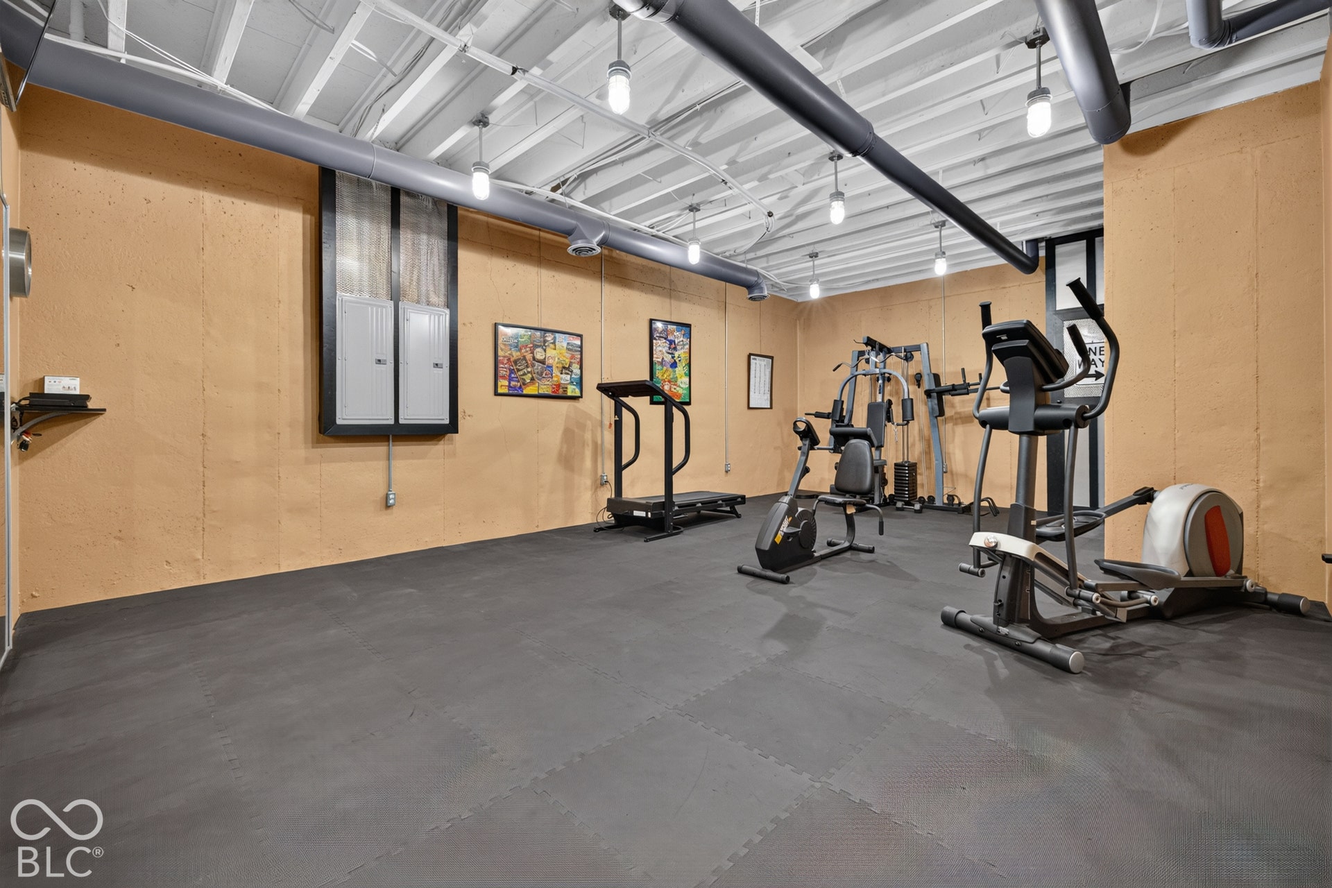 9202 Compton Farm Lane, Indianapolis, IN 46259