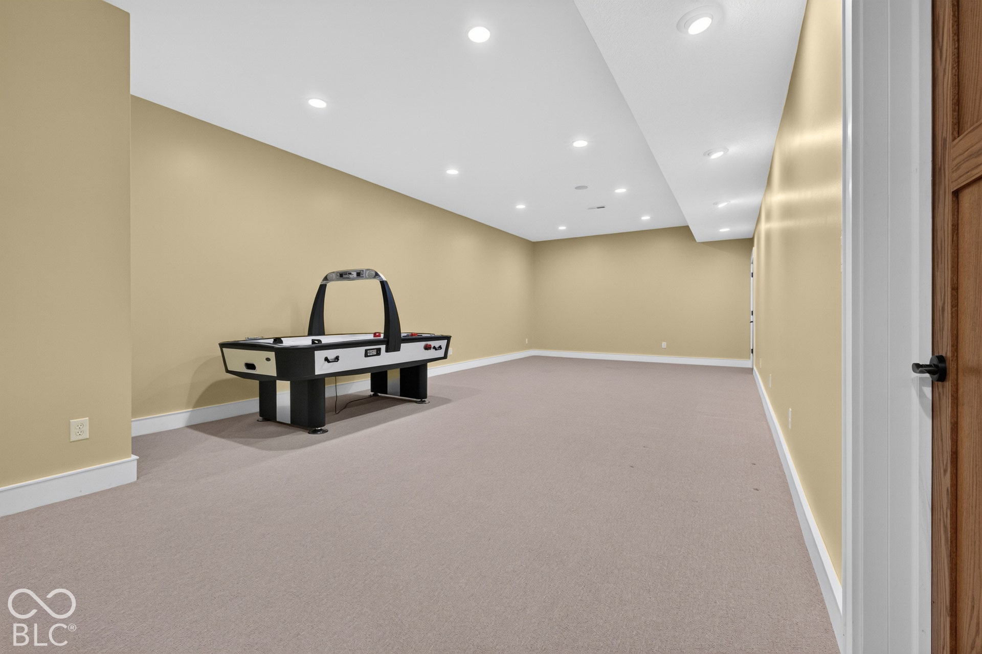 9202 Compton Farm Lane, Indianapolis, IN 46259