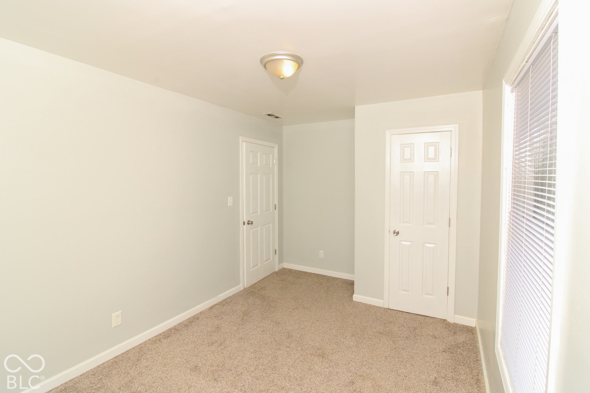2469 Country Manor Street, North Vernon, IN 47265