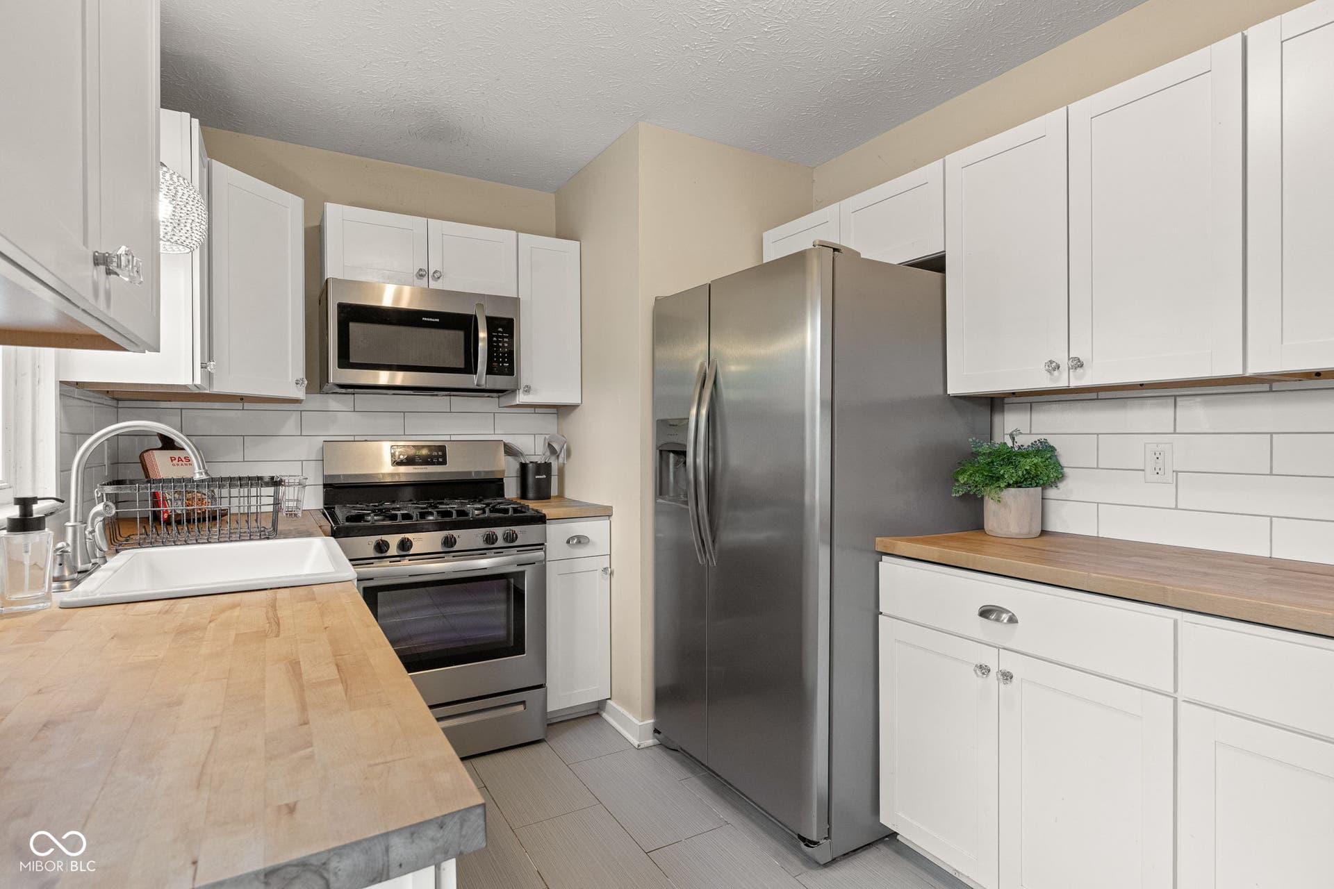 1212 E Bradbury Avenue, Indianapolis, IN 46203