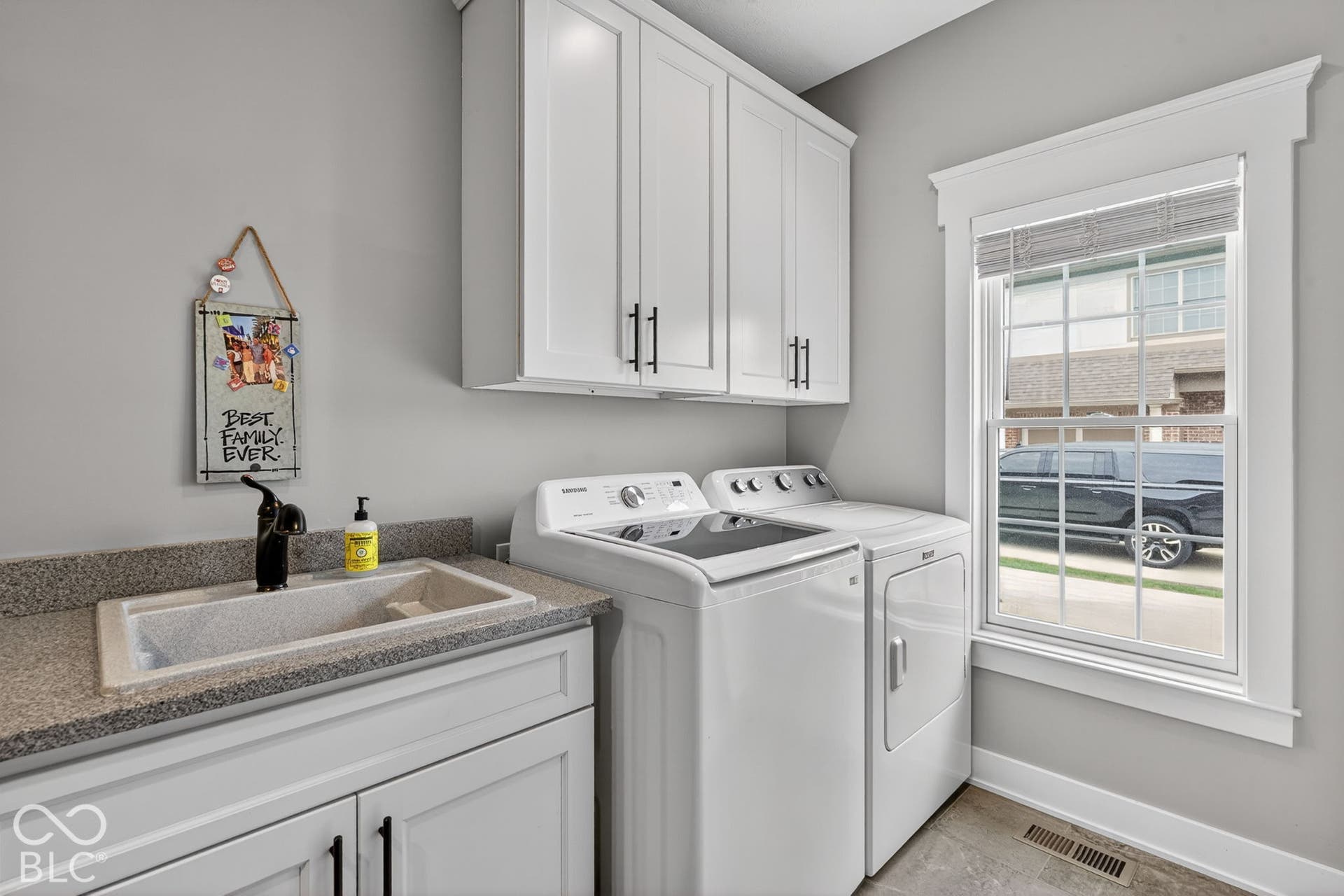 10901 Giselle Way, Fishers, IN 46040