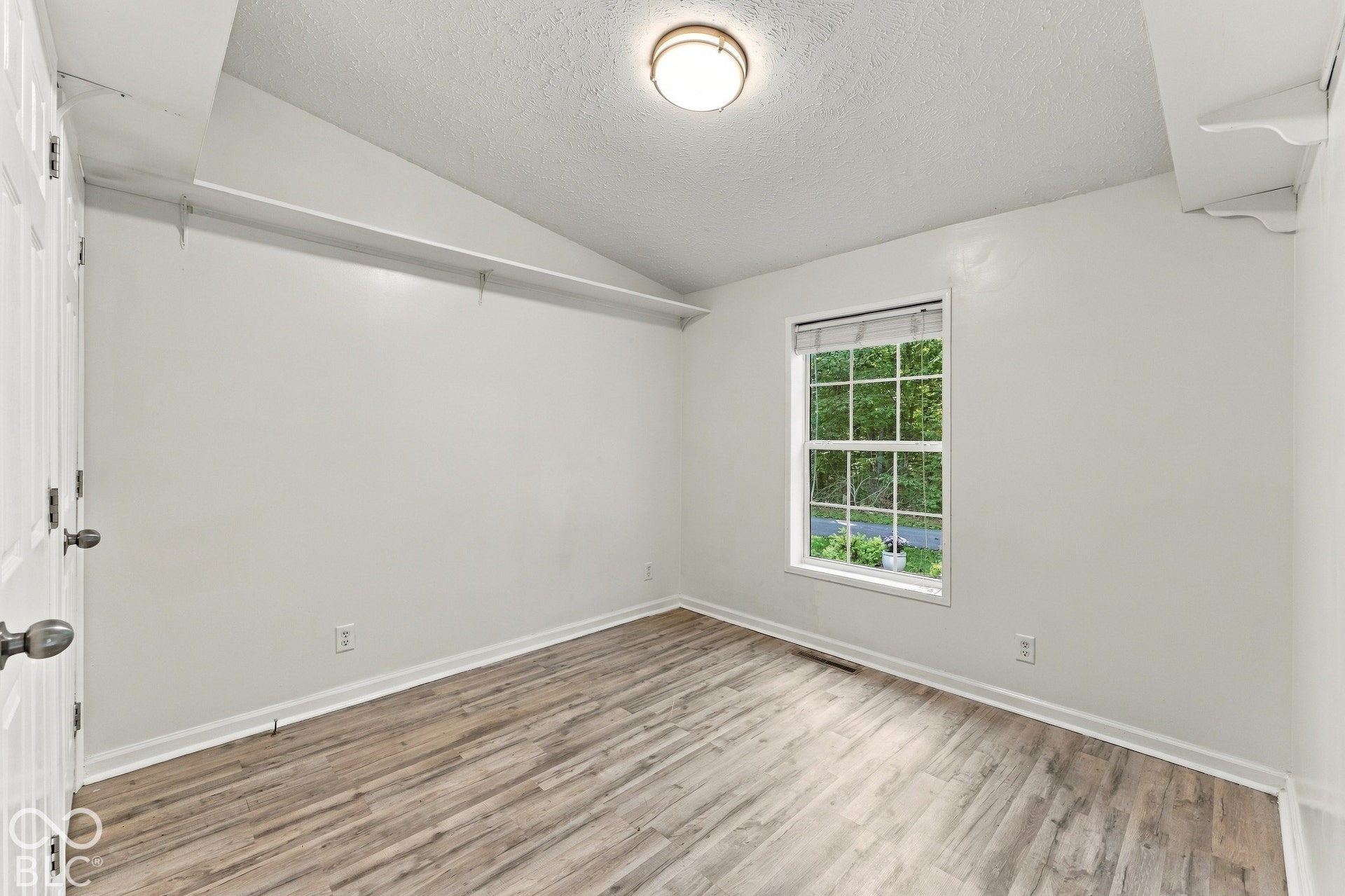 9444 N Gray Avenue, Unionville, IN 47468