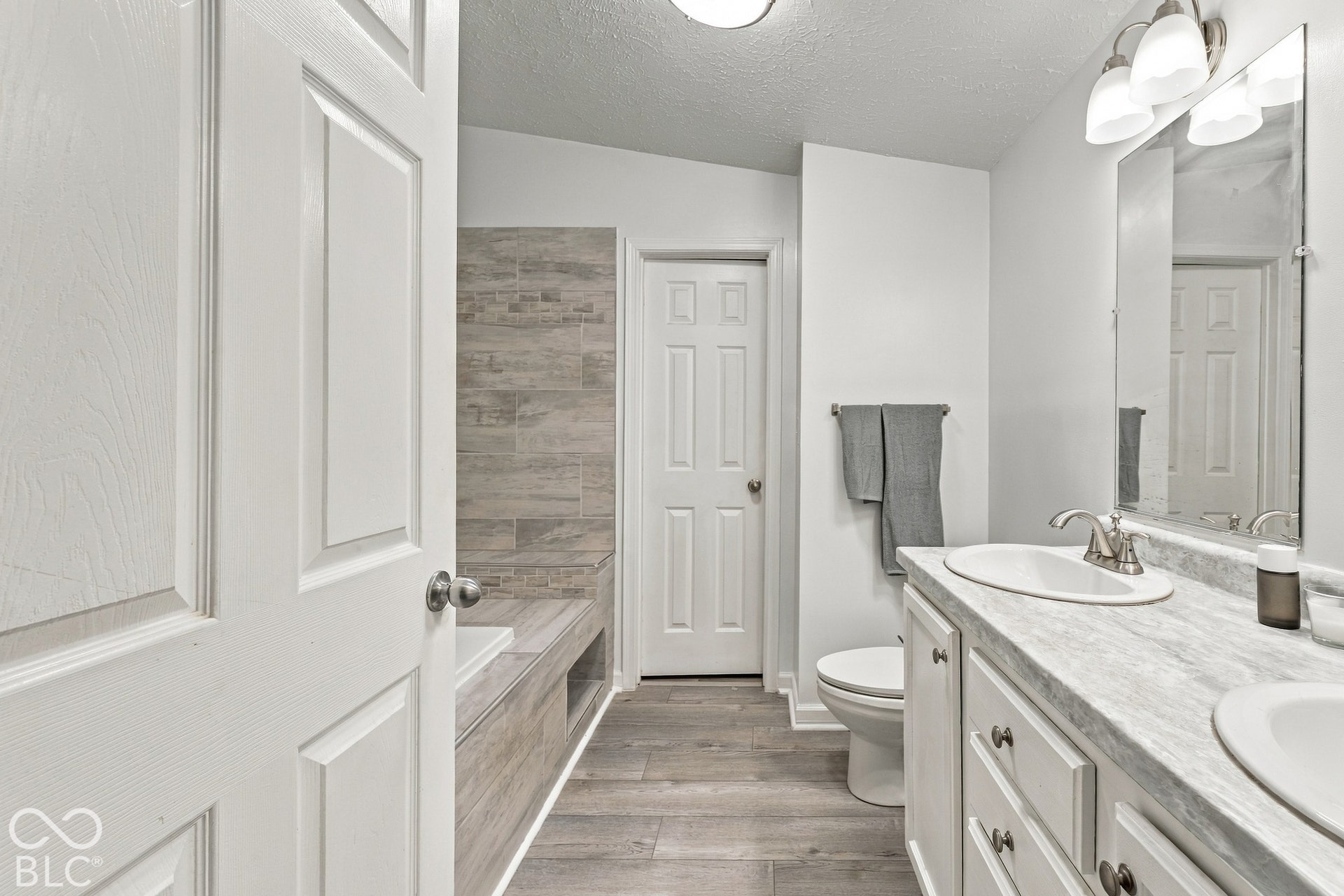 9444 N Gray Avenue, Unionville, IN 47468