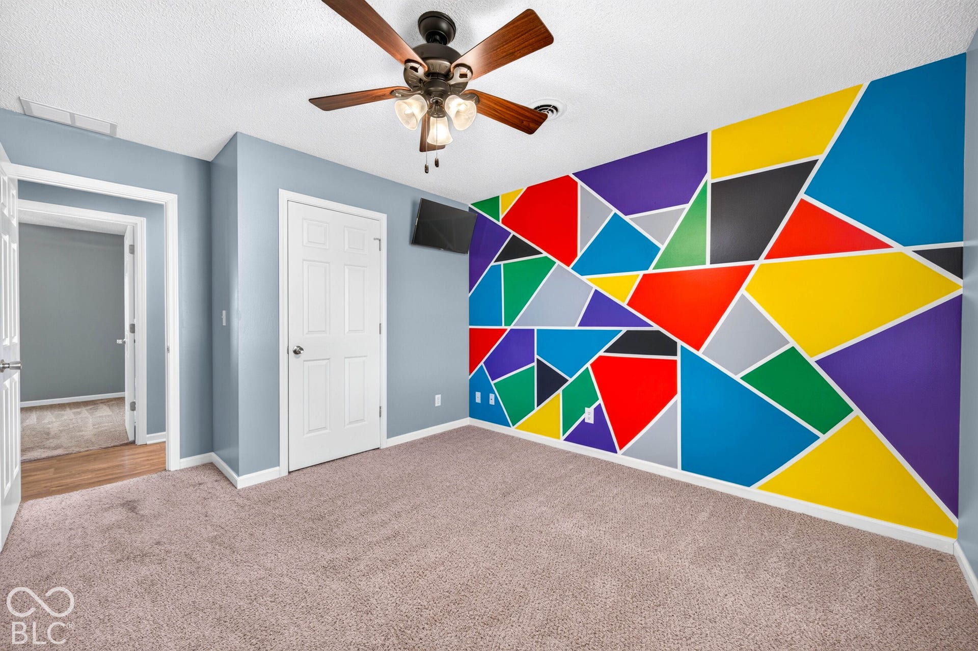 637 Woodside Court, Seymour, IN 47274