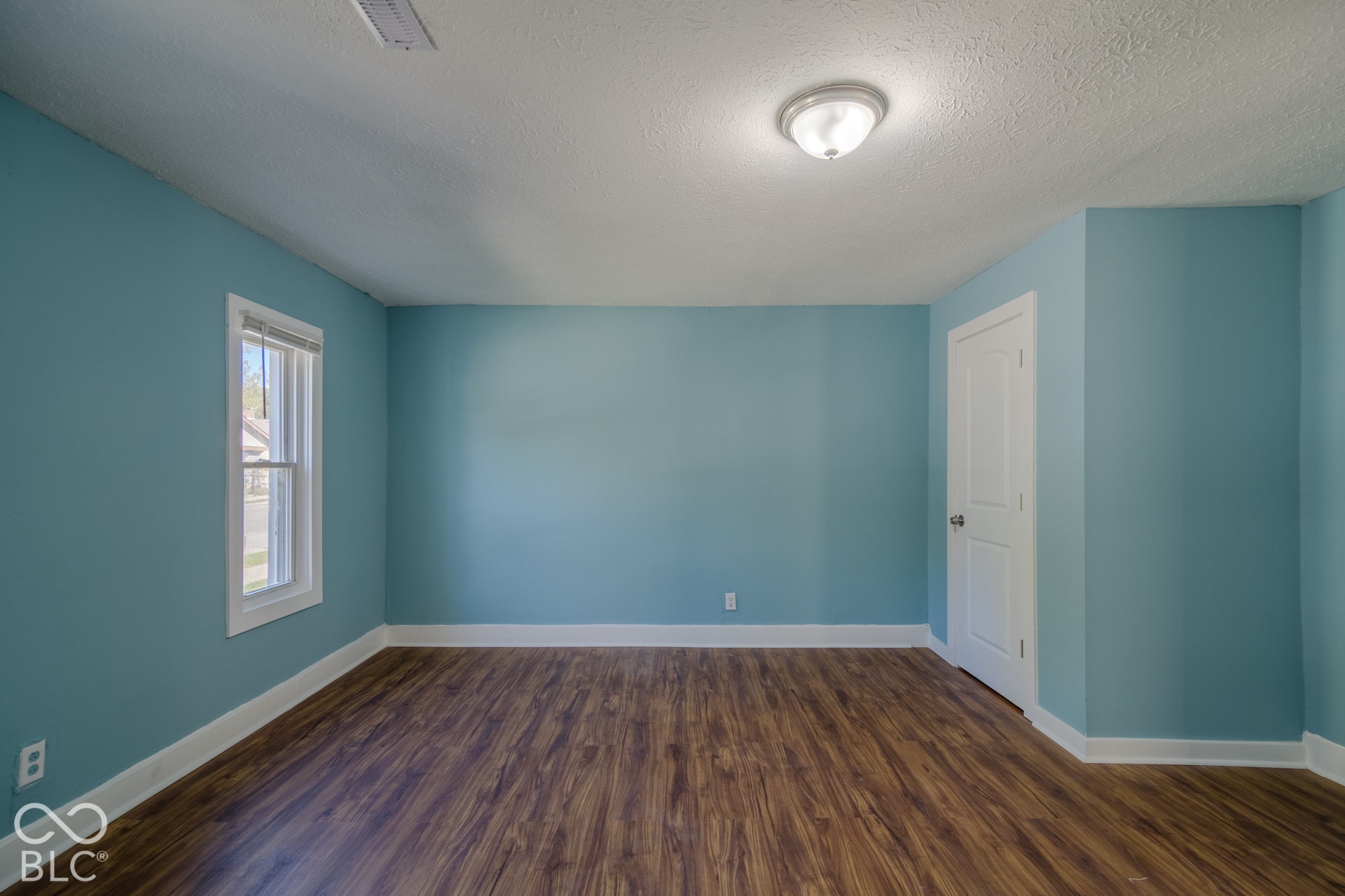 2323 English Avenue, Indianapolis, IN 46201 2323 English Avenue, Indianapolis, IN 46201