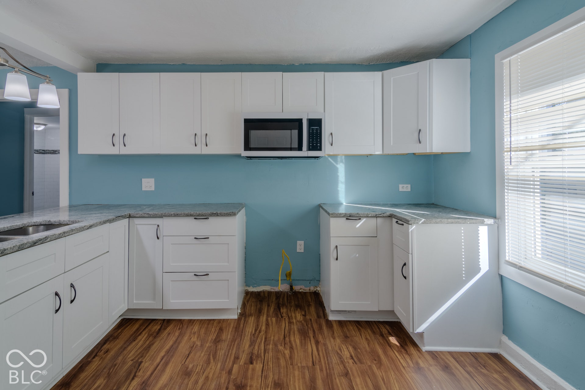 2323 English Avenue, Indianapolis, IN 46201 2323 English Avenue, Indianapolis, IN 46201