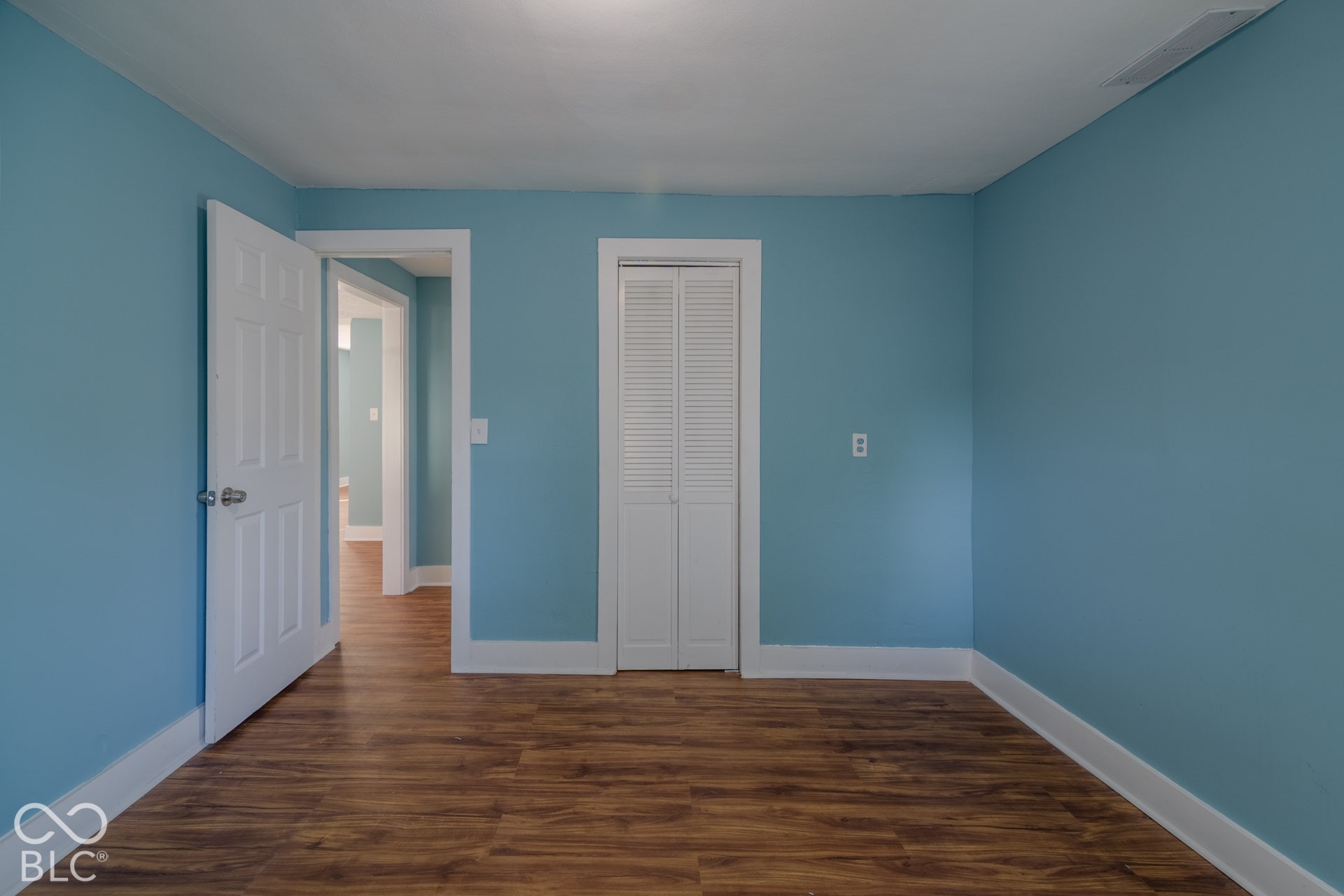 2323 English Avenue, Indianapolis, IN 46201 2323 English Avenue, Indianapolis, IN 46201